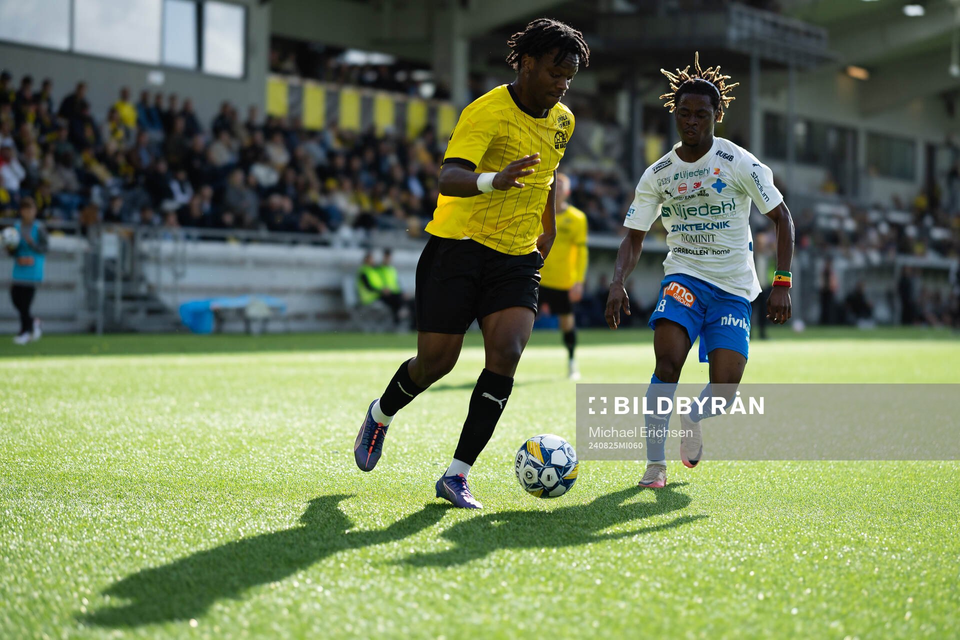Häckens Jeremy Agbonifo och Värnamos Frank Junior Adjei