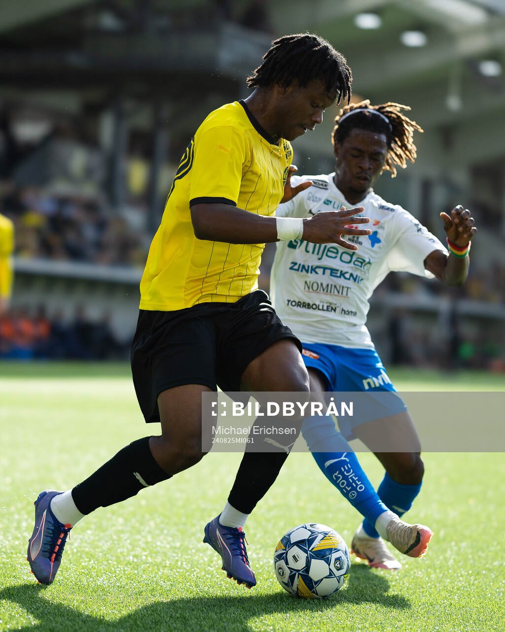 Häckens Jeremy Agbonifo och Värnamos Frank Junior Adjei