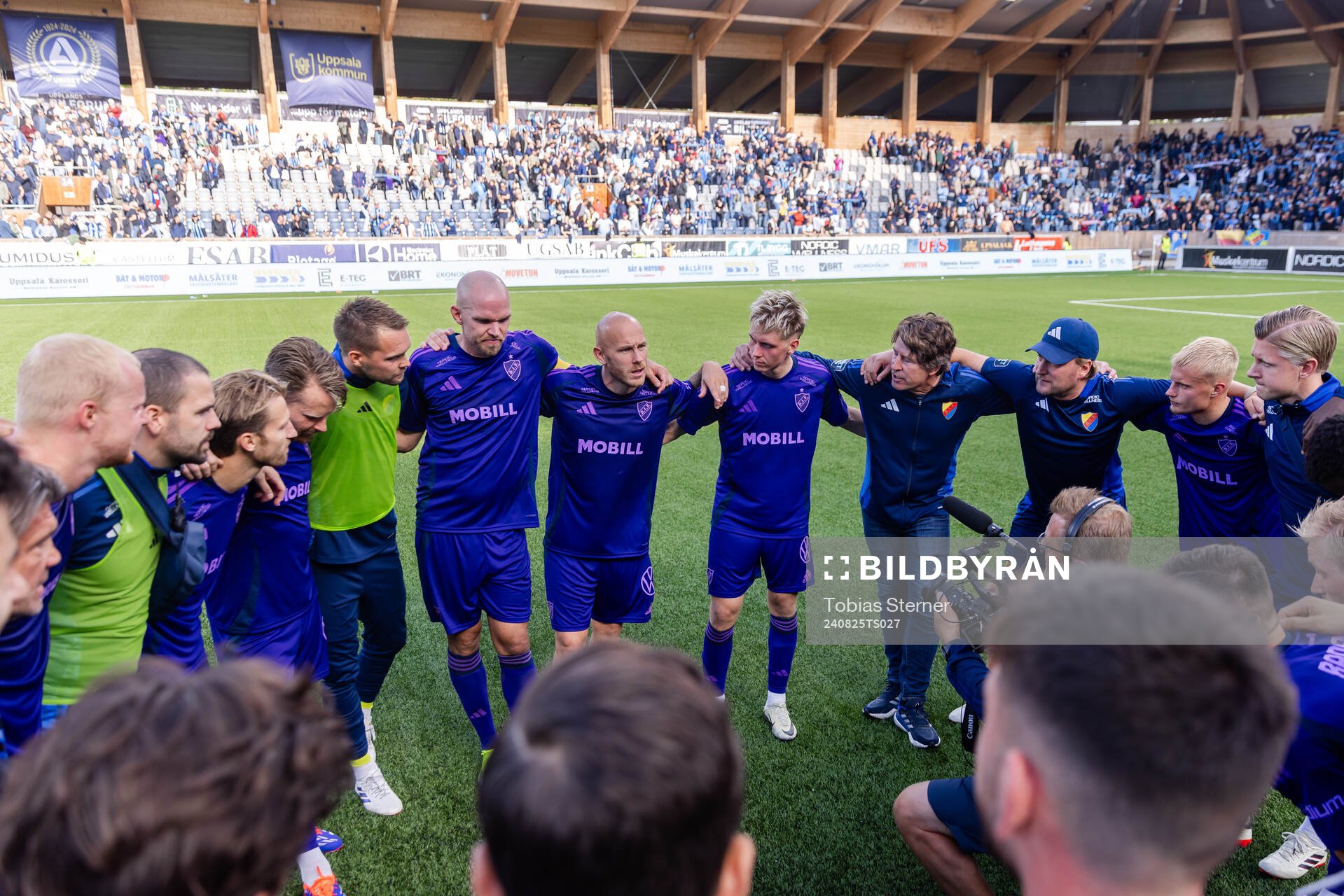 Djurgårdens Marcus Danielson och Magnus Eriksson jublar