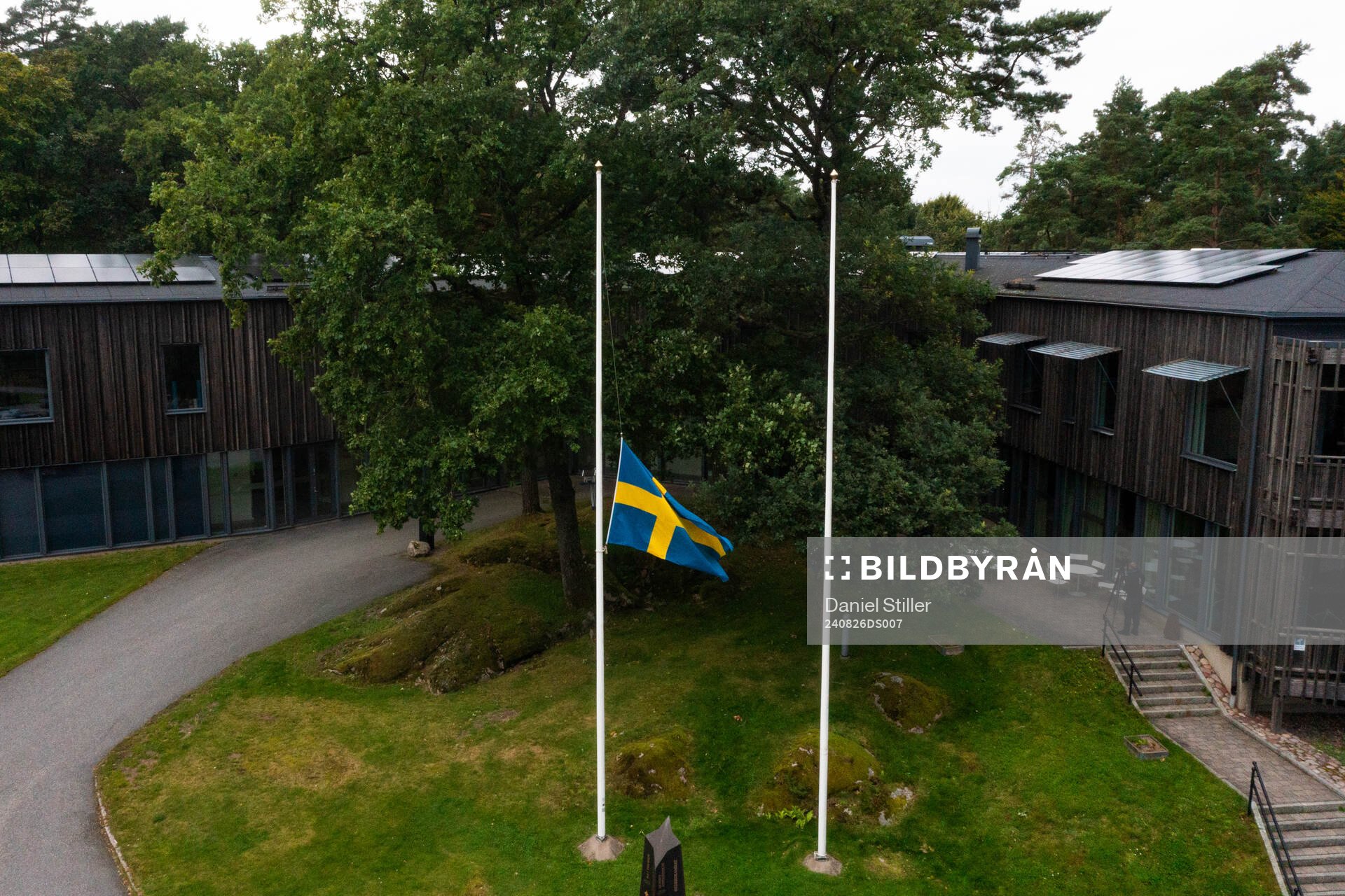 IFK Göteborg flaggar på halv stång