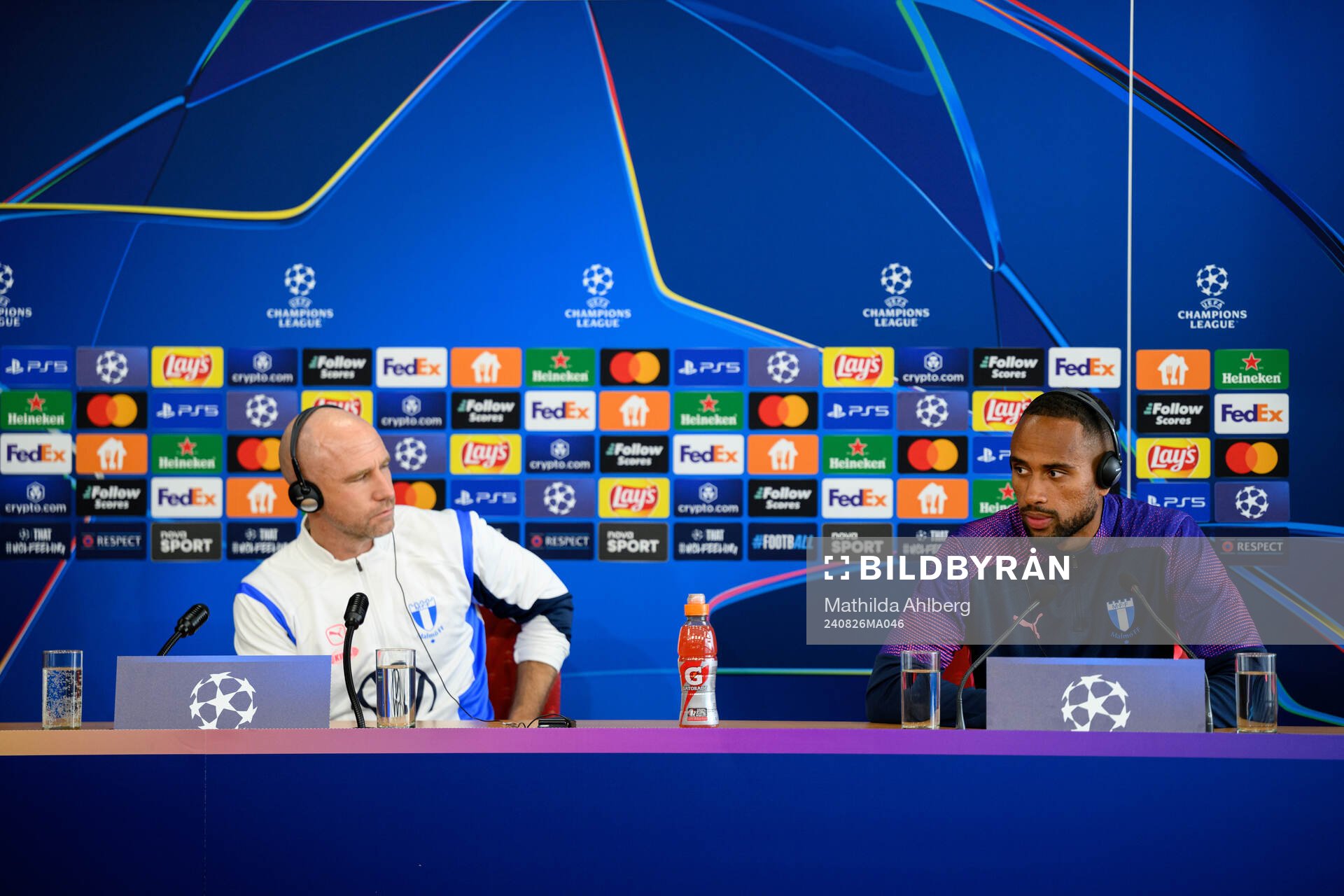 Head coach Henrik Rydström and Isaac Kiese Thelin of