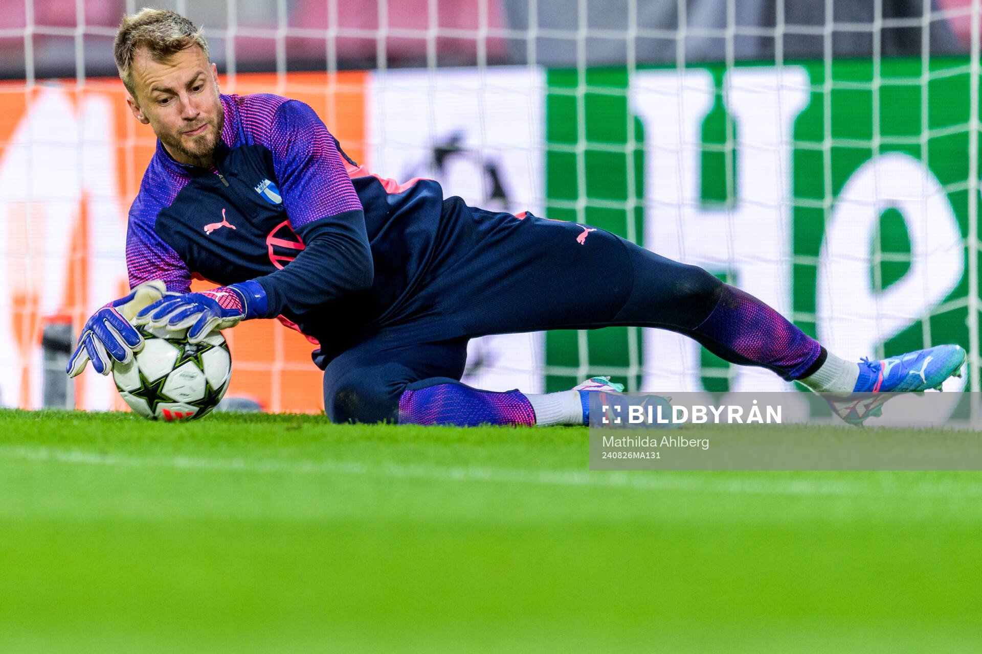 Goalkeeper Ricardo Friedrich of Malmö FF