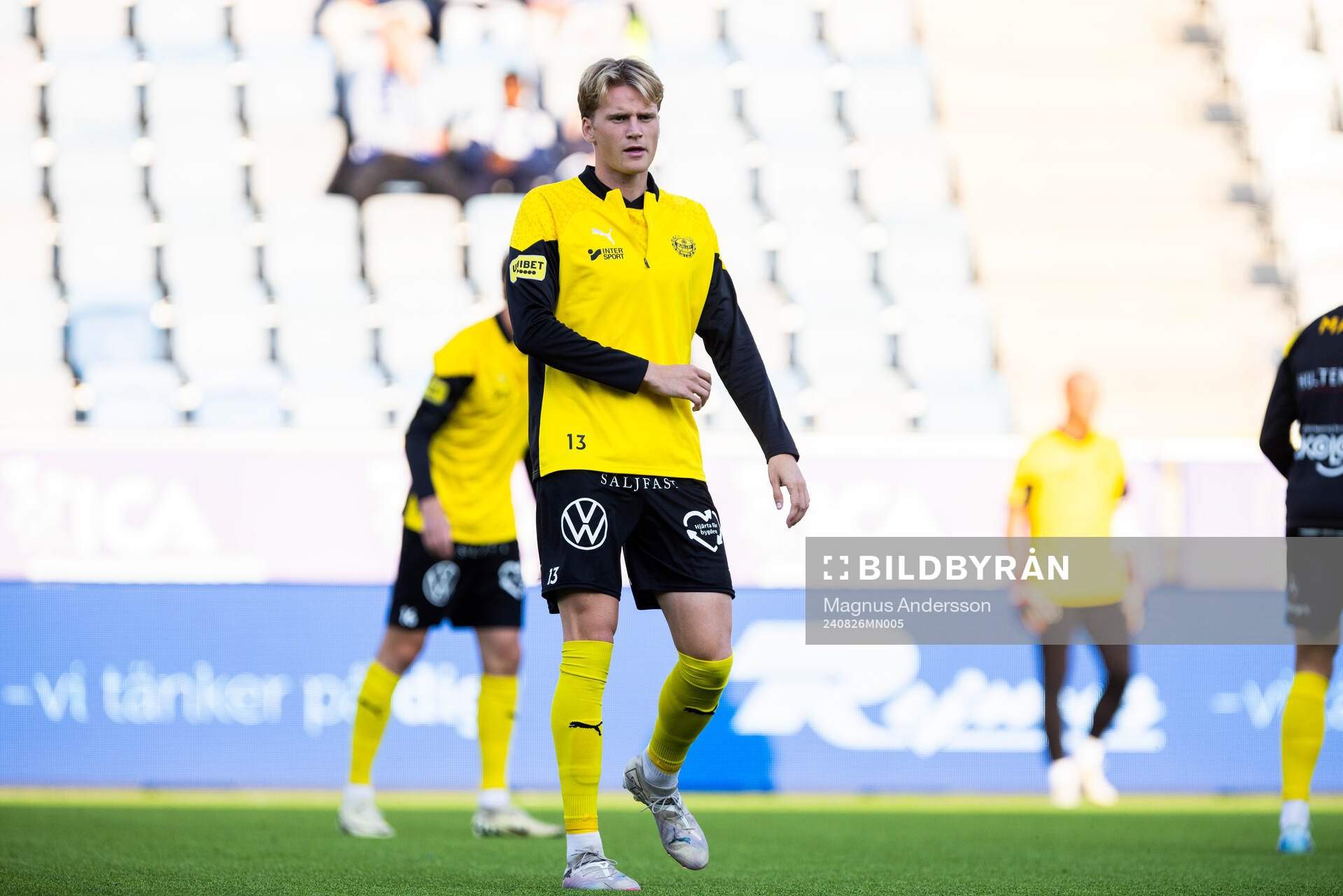 Mjällbys Jacob Kiilerich Rask på uppvärmningen