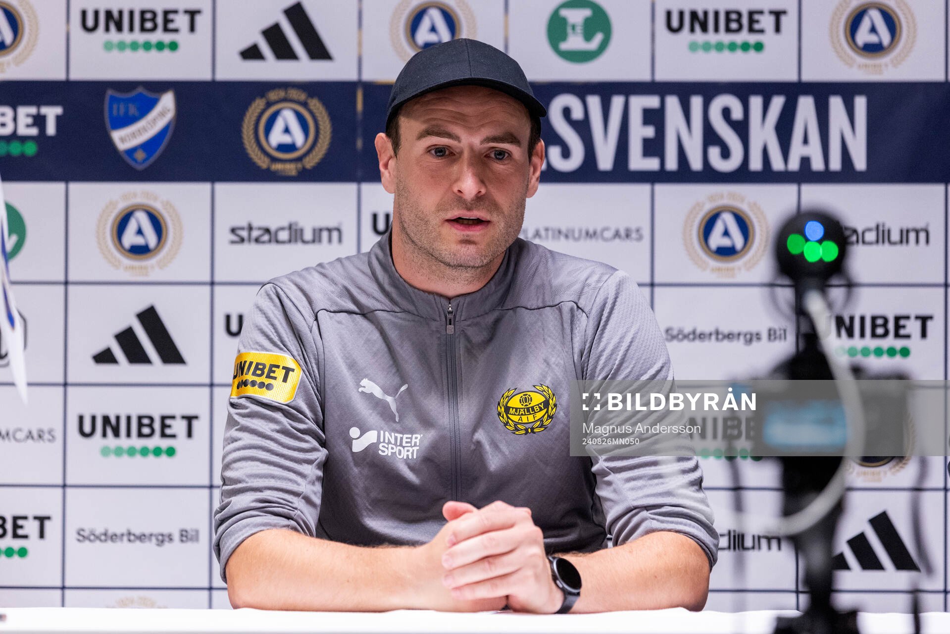 Mjällbys assisterande tränare Christofer Augustsson på