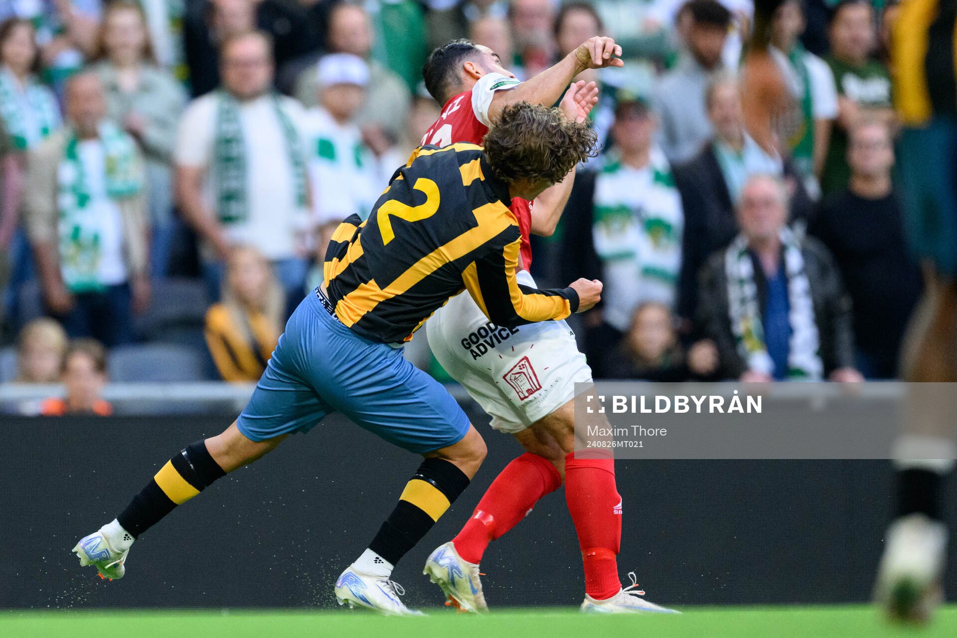 Hammarbys Hampus Skoglund och GAISs Mervan Celik