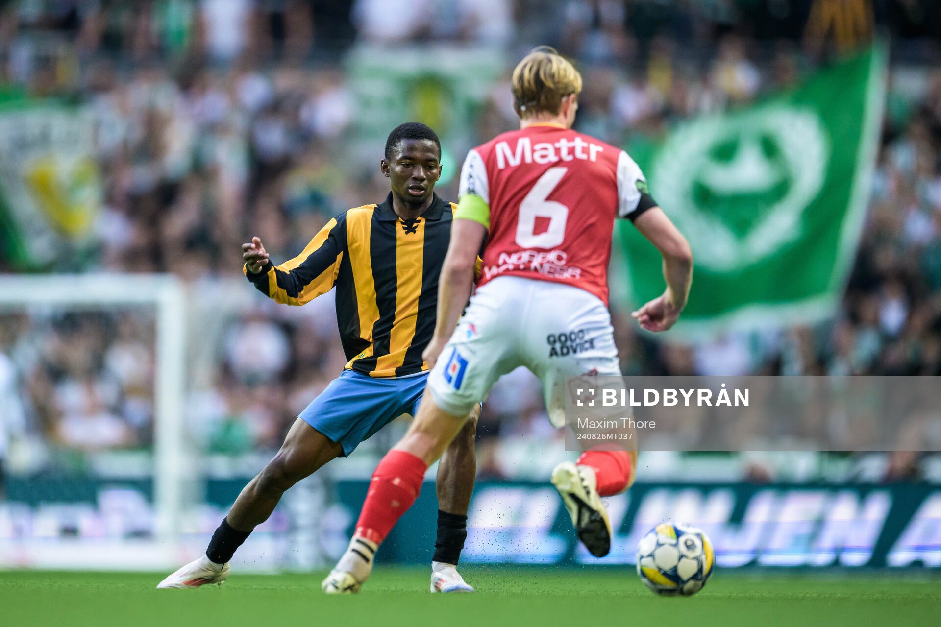 Hammarbys Bouzomana Toure och GAISs August Wängberg