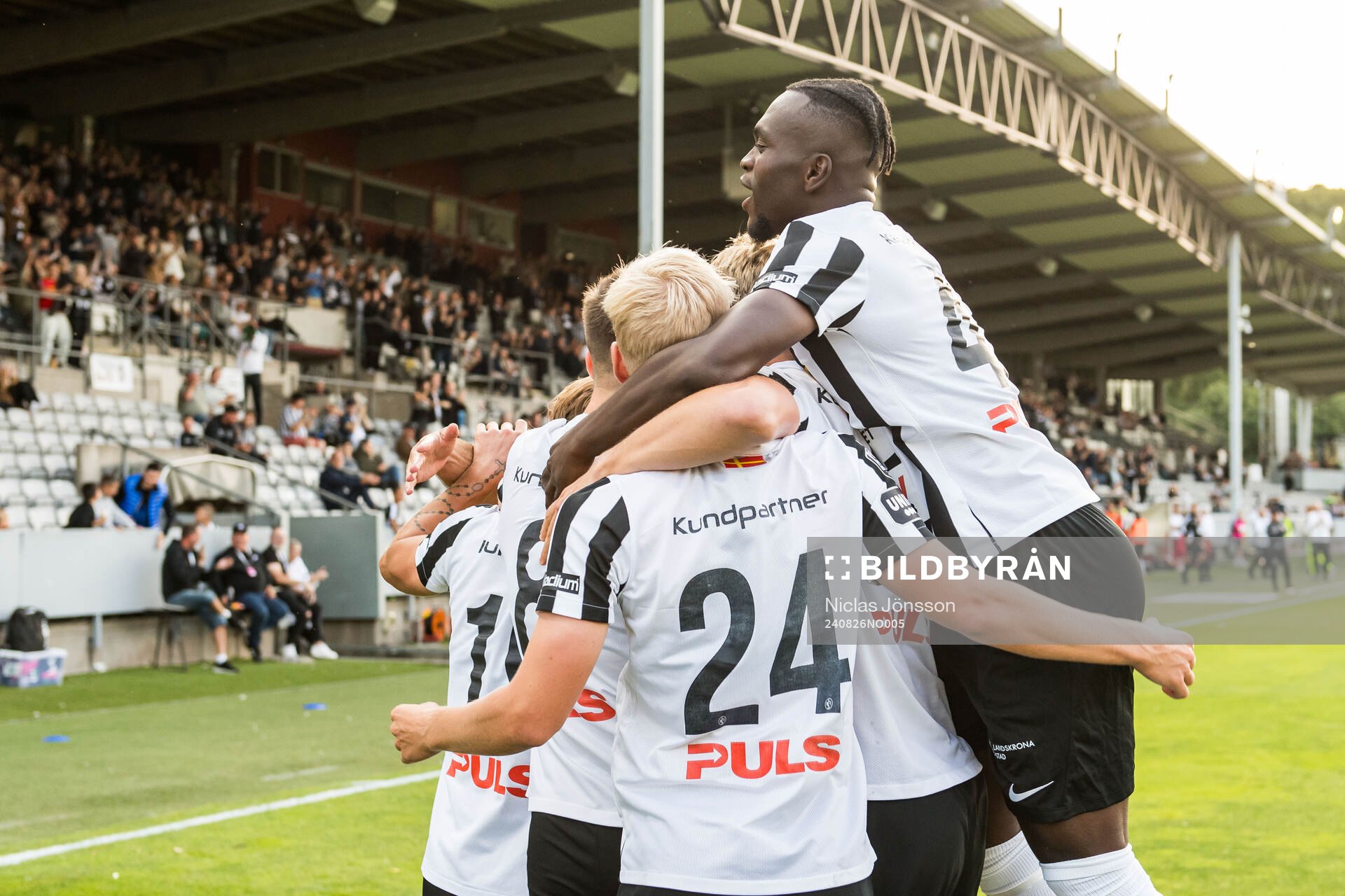Landskronas Kofi Asare jublar