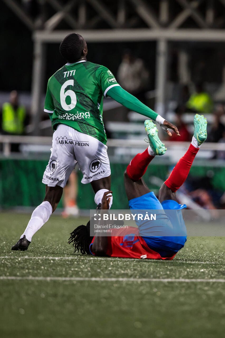 Brages Adil Titi och Helsingborgs Benjamin Acquah