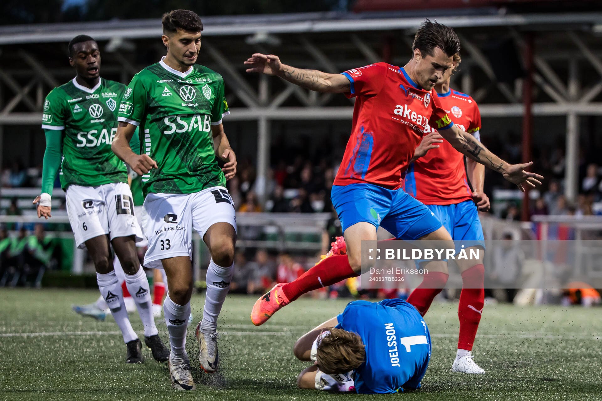 Brages Amar Muhsin och Helsingborgs målvakt Kalle Joelsson