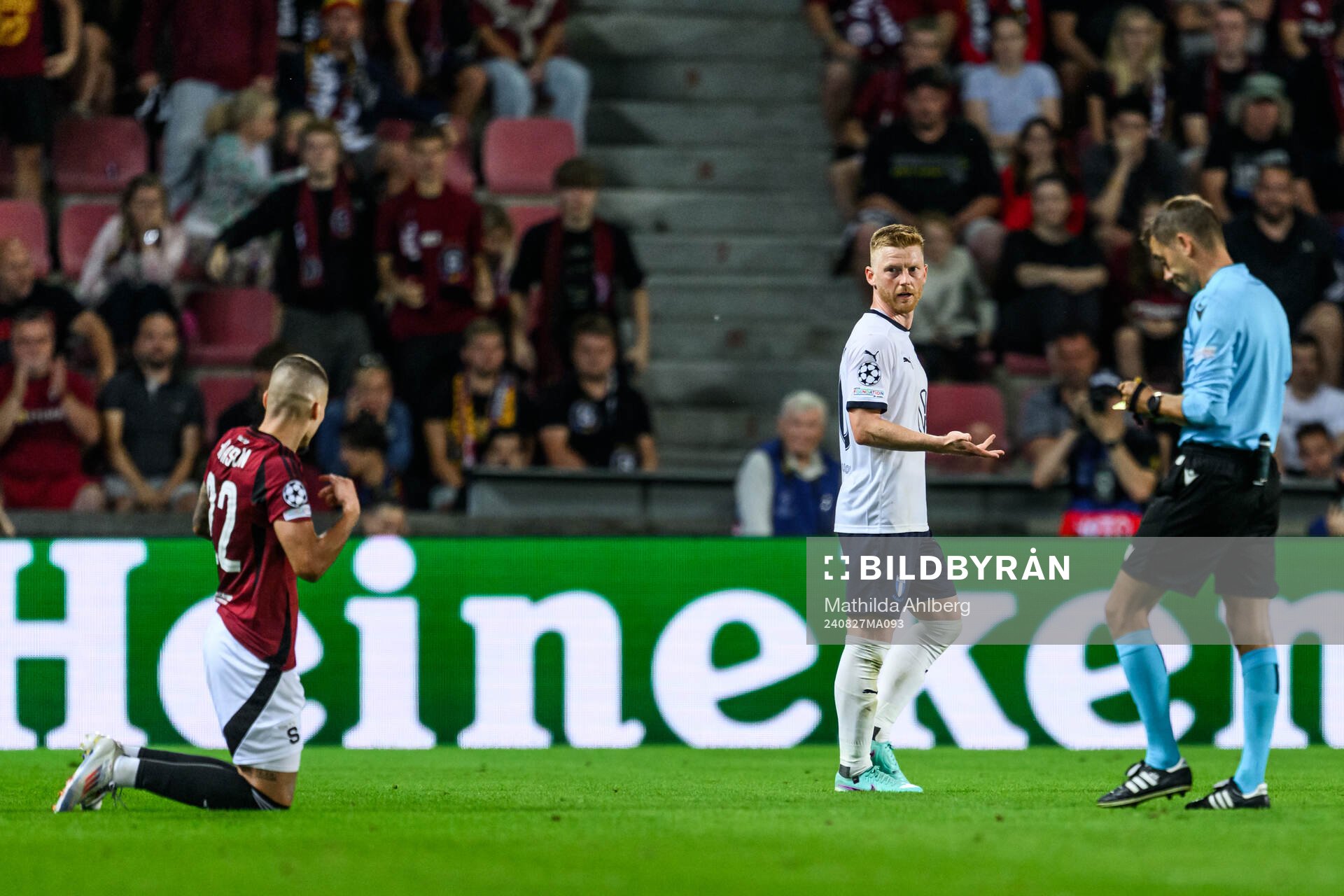 Anders Christiansen of Malmö FF looks dejected