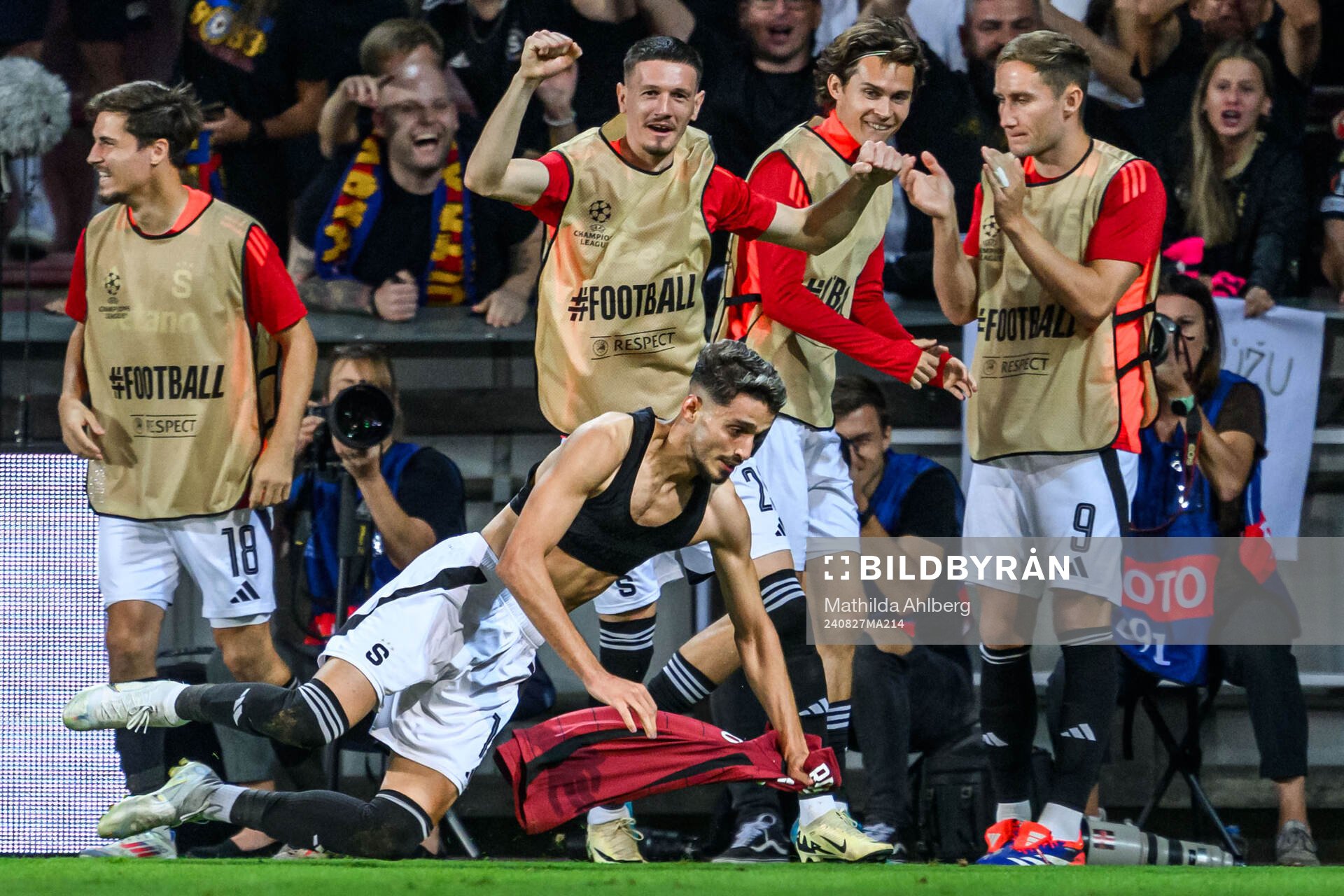 Albion Rrahmani of Sparta Prag celebrates scorn 2-0