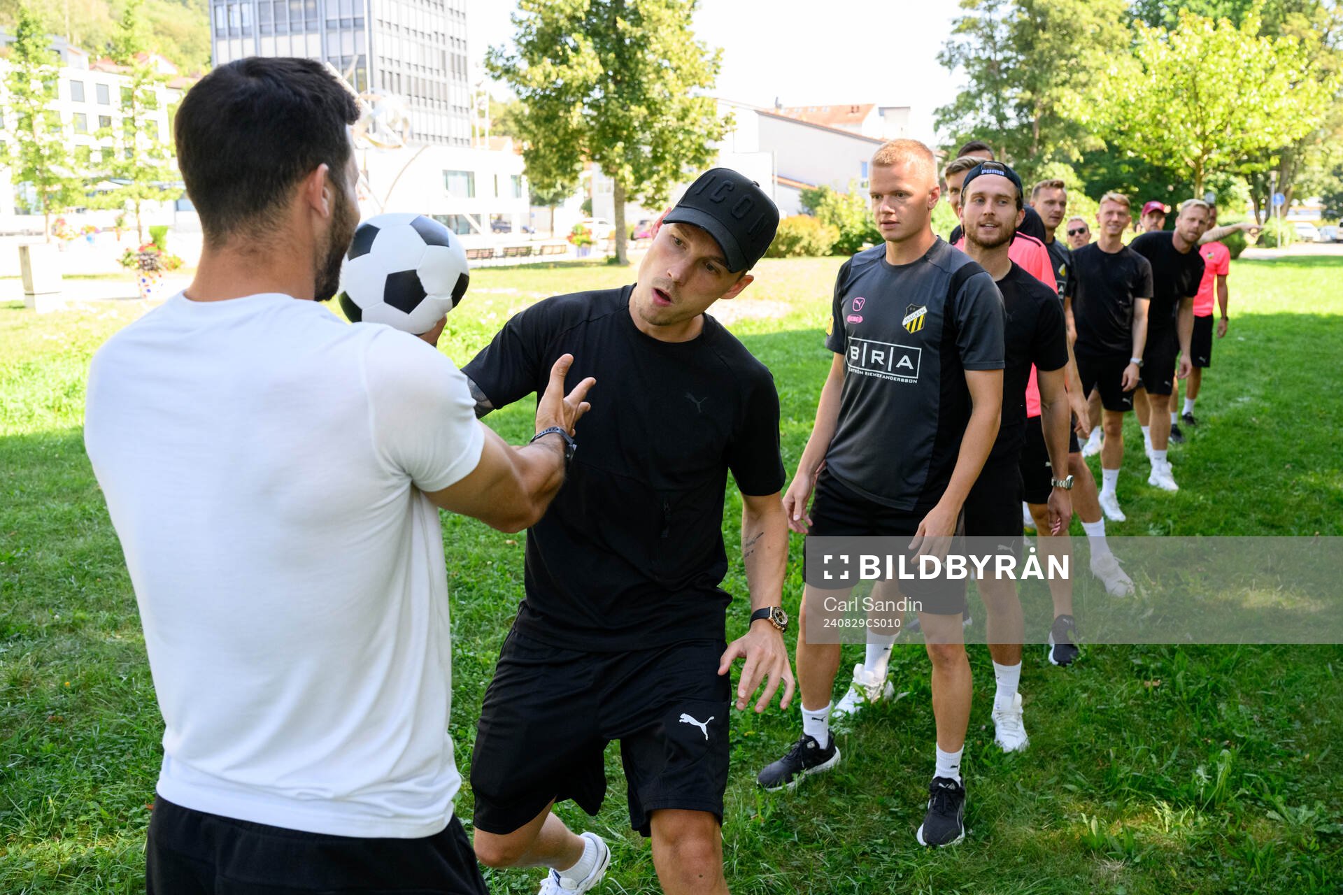 Jacob Barret Laursen, Axel Lindahl Adam Lundkvist