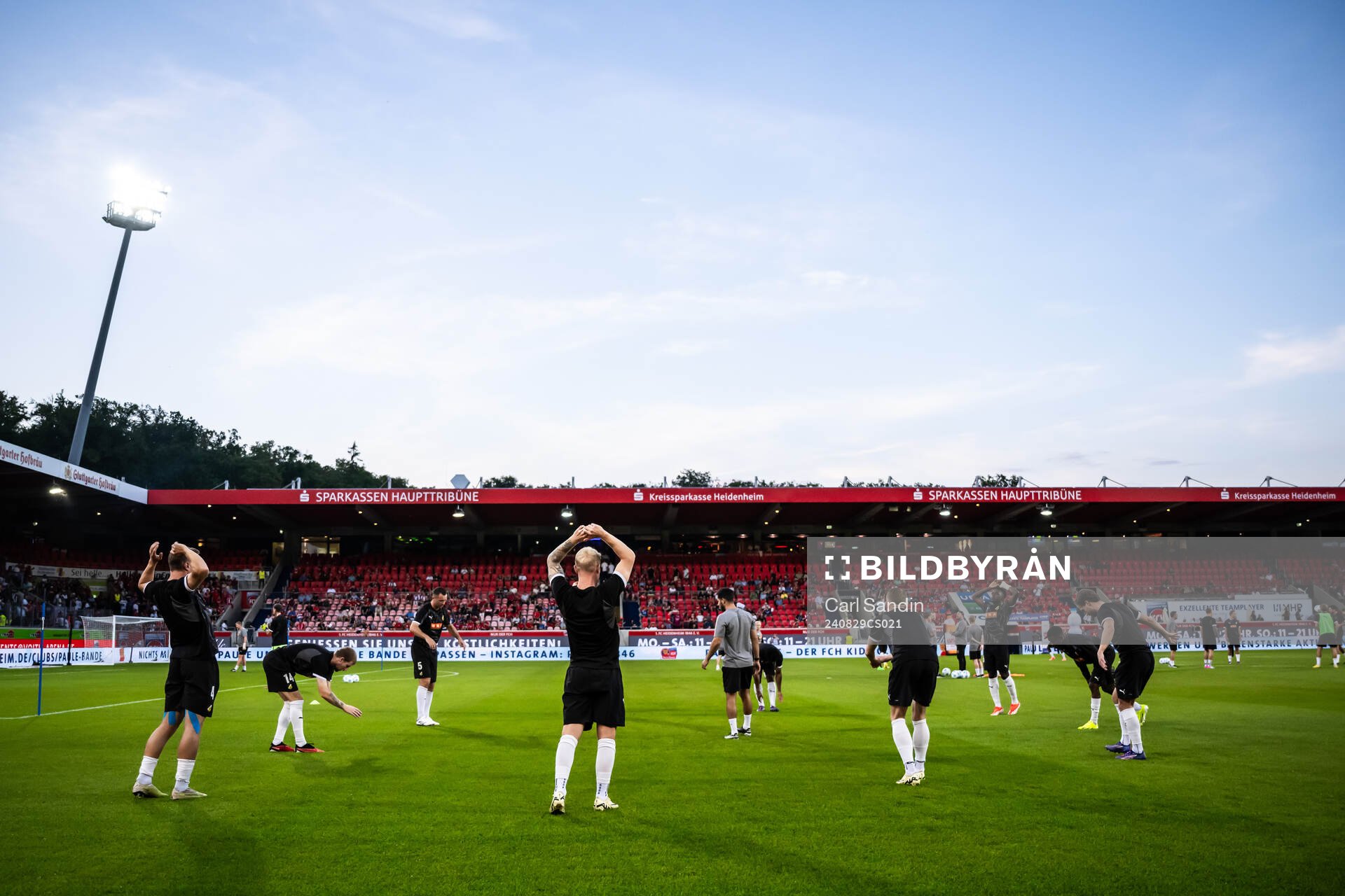 Players of Häcken at warm up