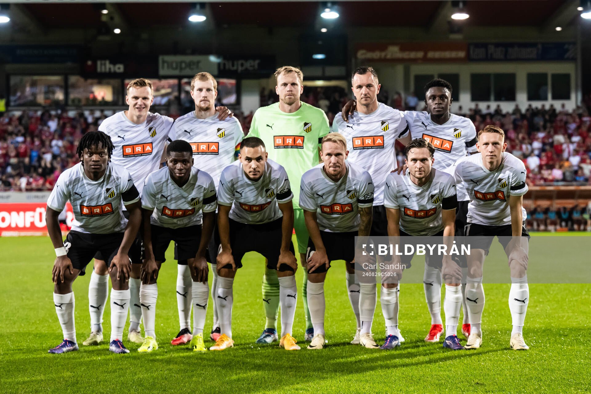 Players of Häcken pose for a team group photo