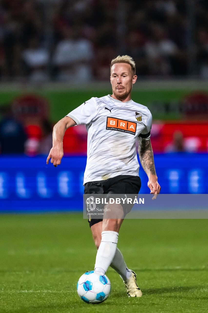 Mikkel Rygaard Jensen of Häcken during the UEFA Conference League play-off match between Heidenheim and Häcken on August 29, 2024 in Heidenheim.