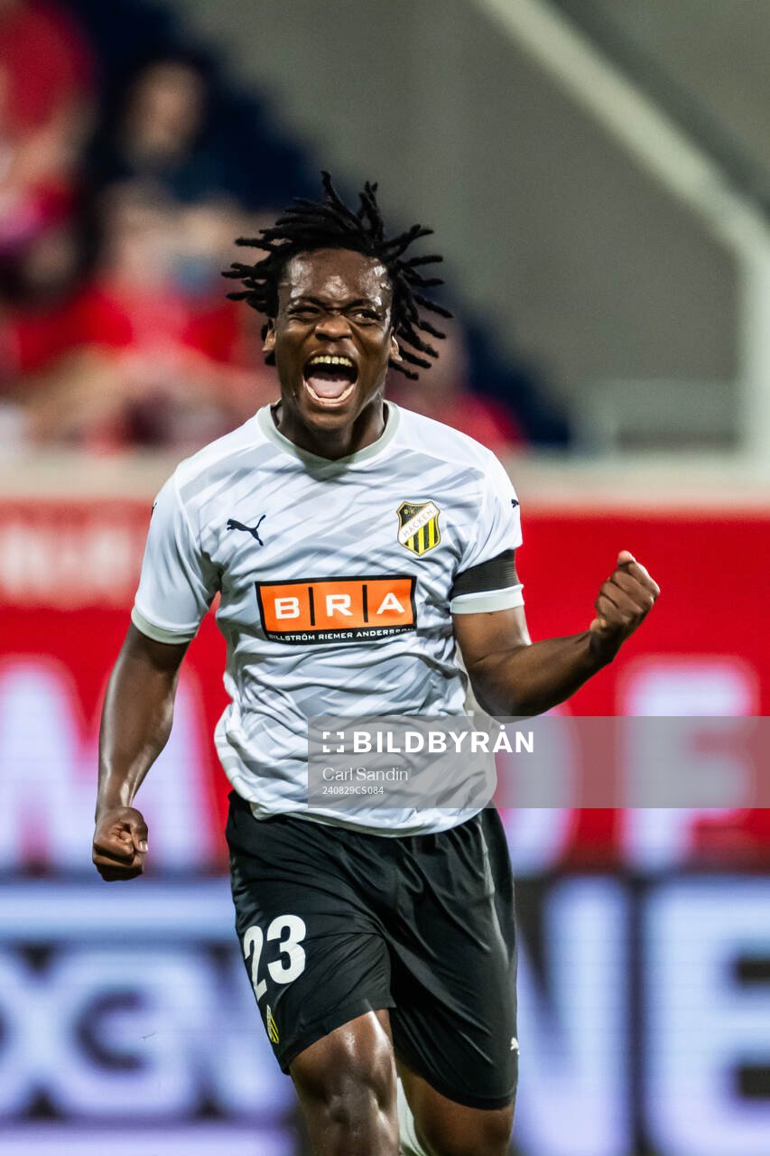 Jeremy Agbonifo of Häcken celebrates the 1-2 goal