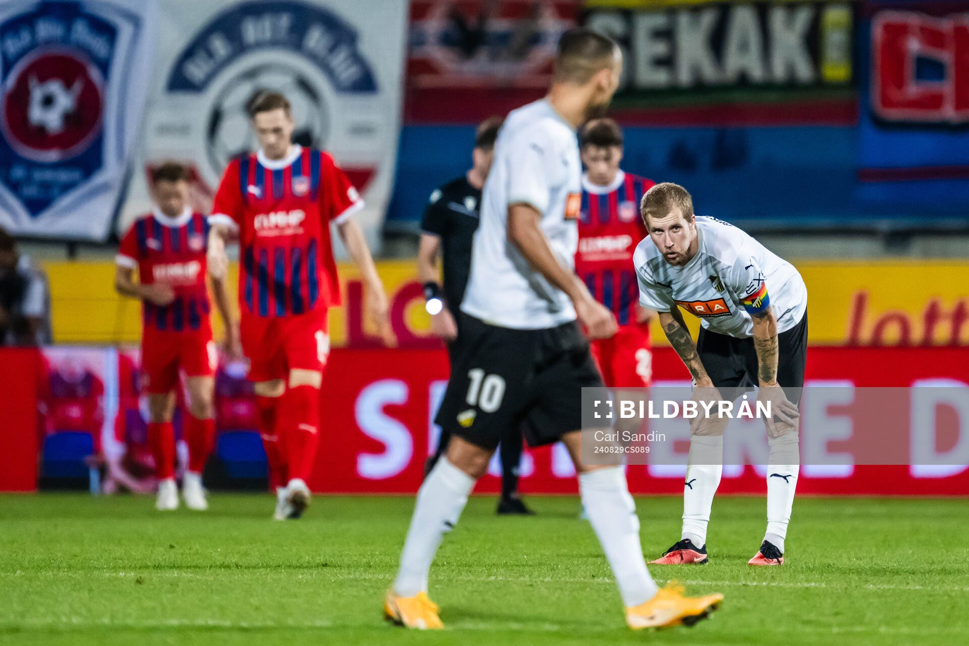 Simon Gustafson of Häcken looks dejected