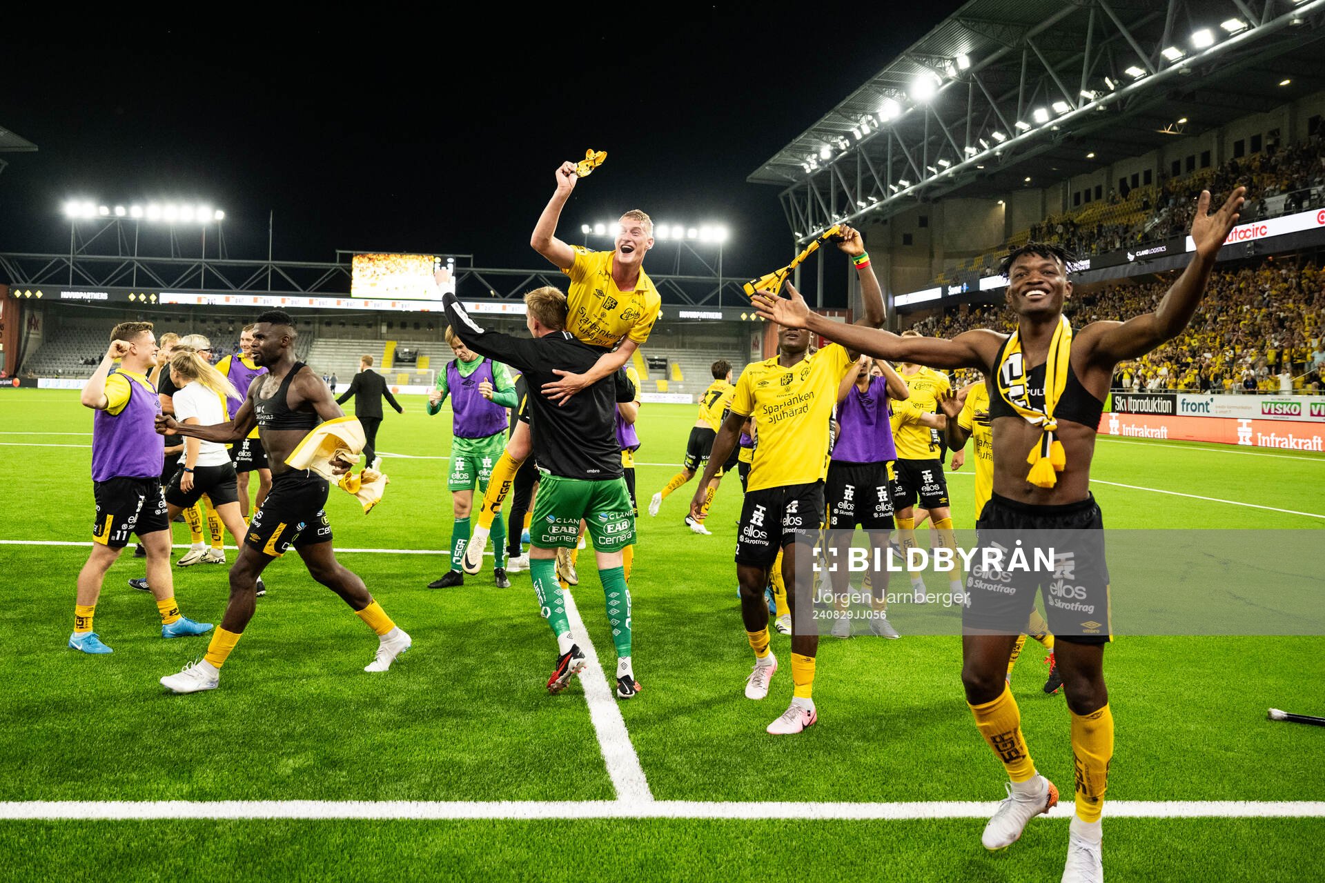Players of Elfsborg celebrate