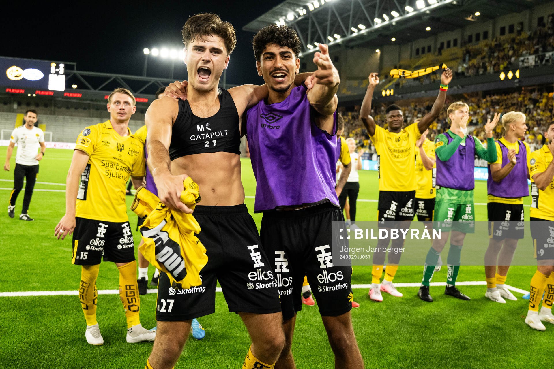 Players of Elfsborg celebrate
