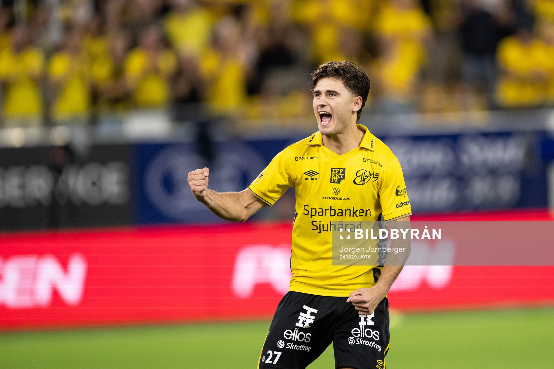 Besfort Zeneli of Elfsborg celebrate