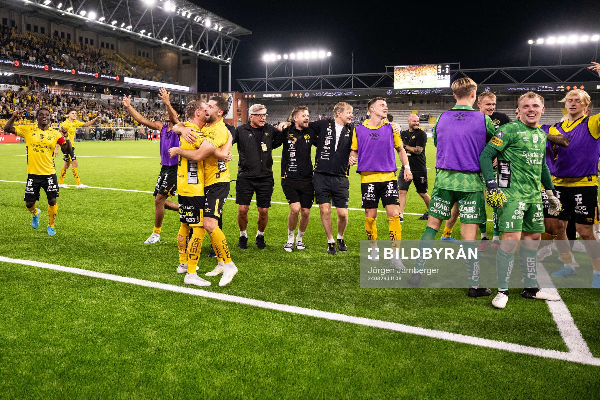 Players of Elfsborg celebrate