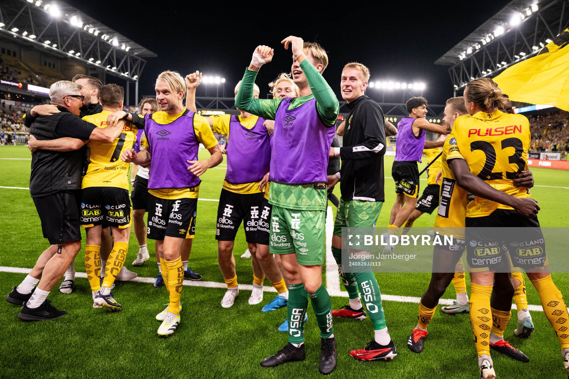 Players of Elfsborg celebrate