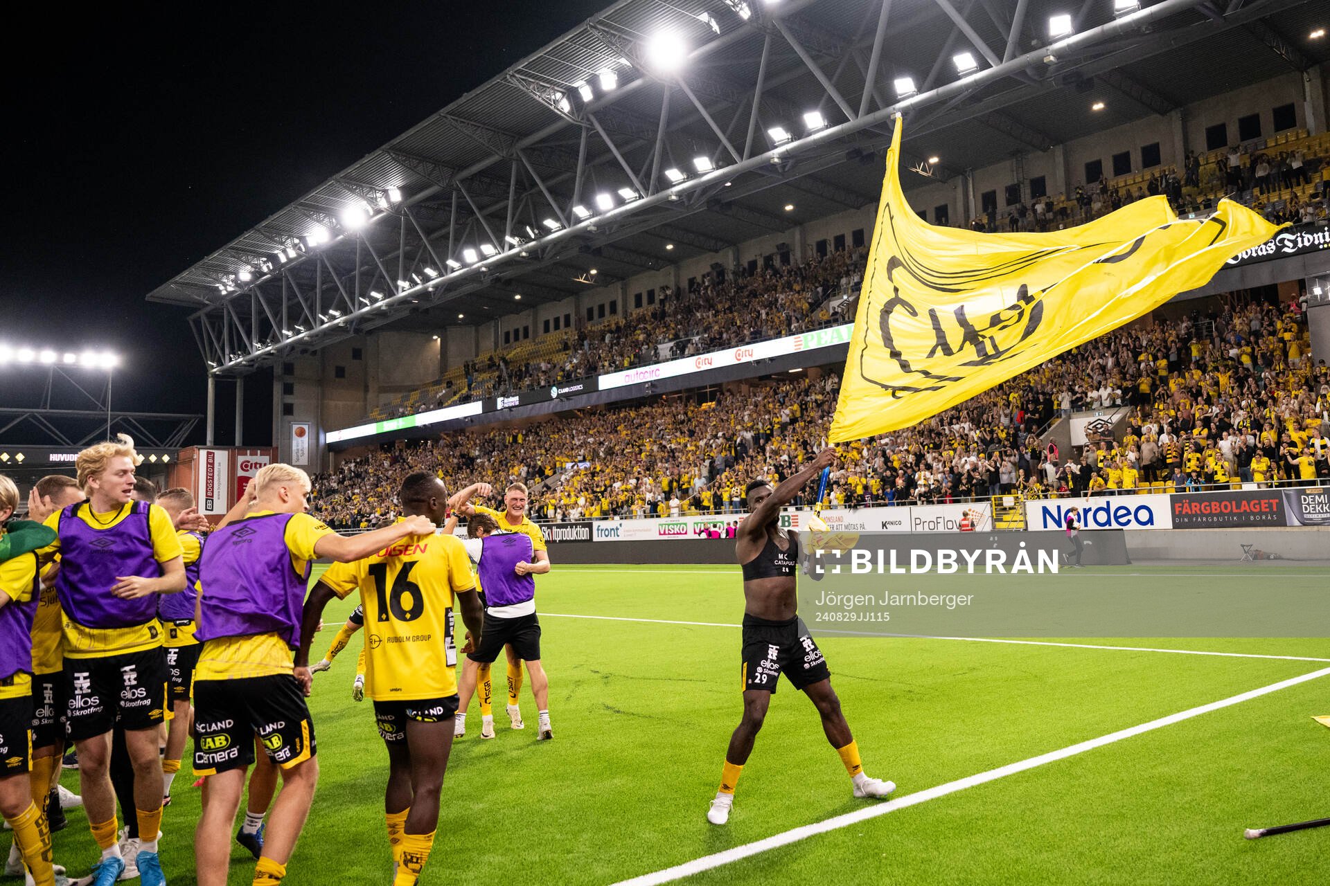 Players of Elfsborg celebrate
