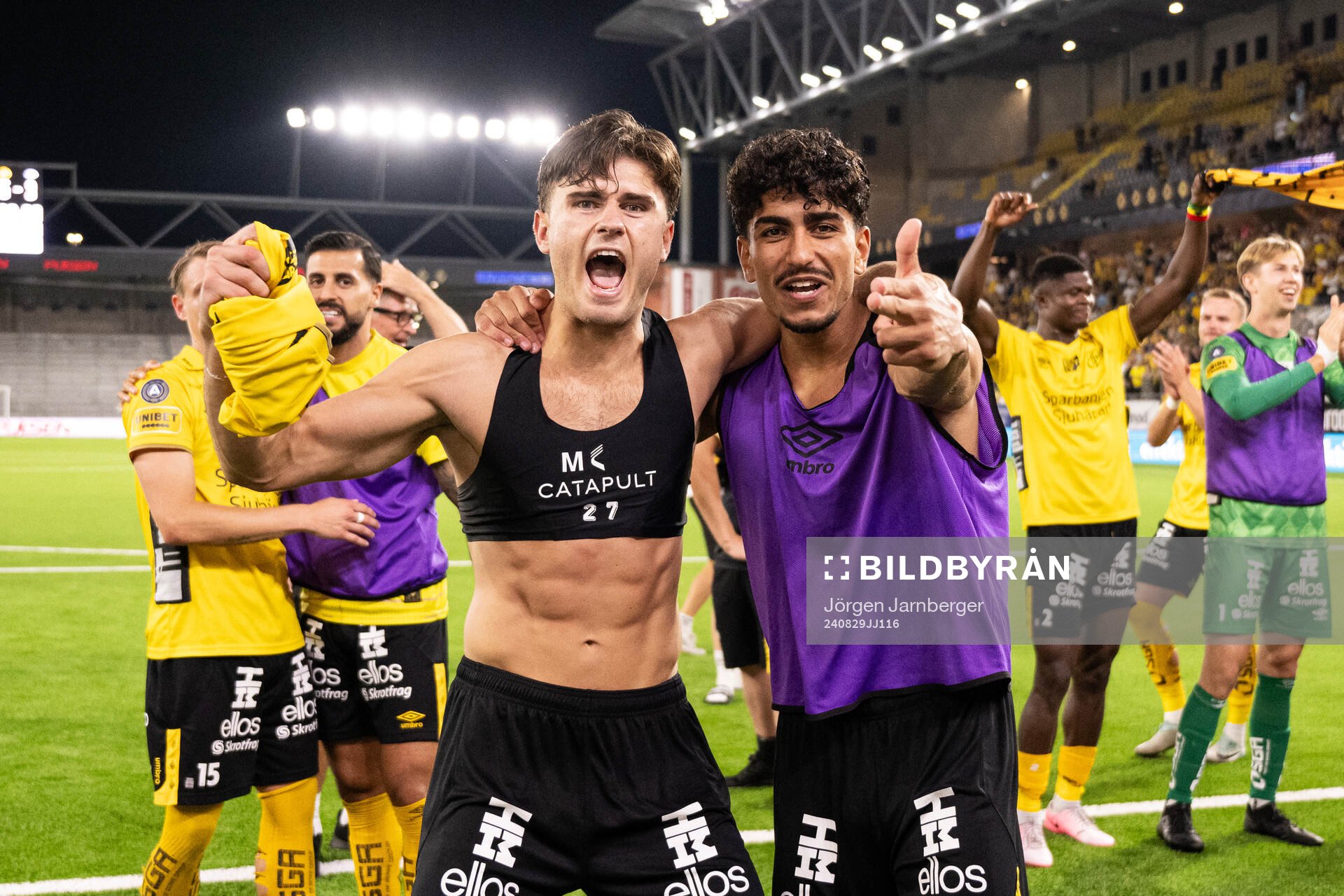 Besfort Zeneli and Ahmed Qasem of Elfsborg celebrate