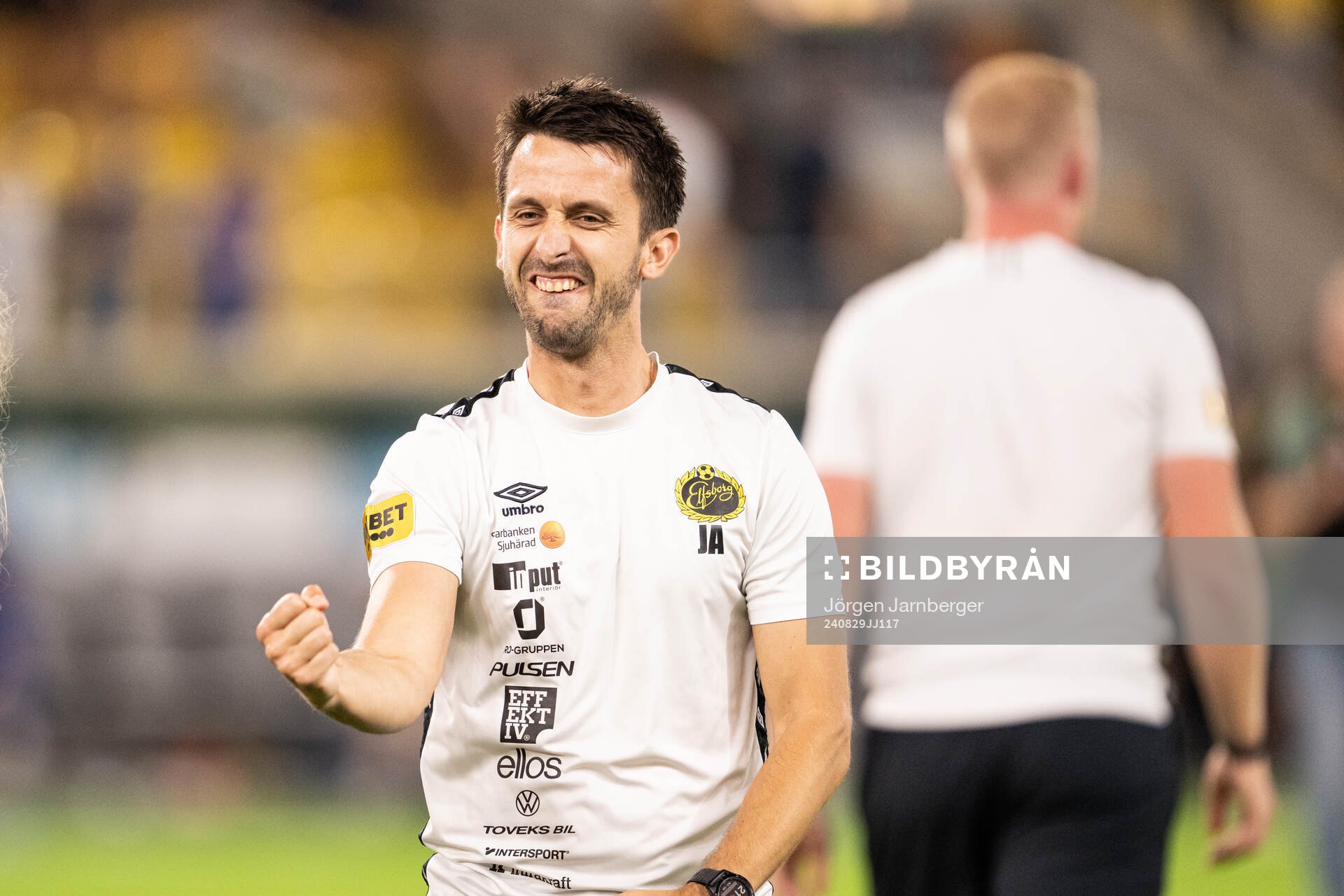 Assistant coach Javier Agenjo Duran of Elfsborg celebrates