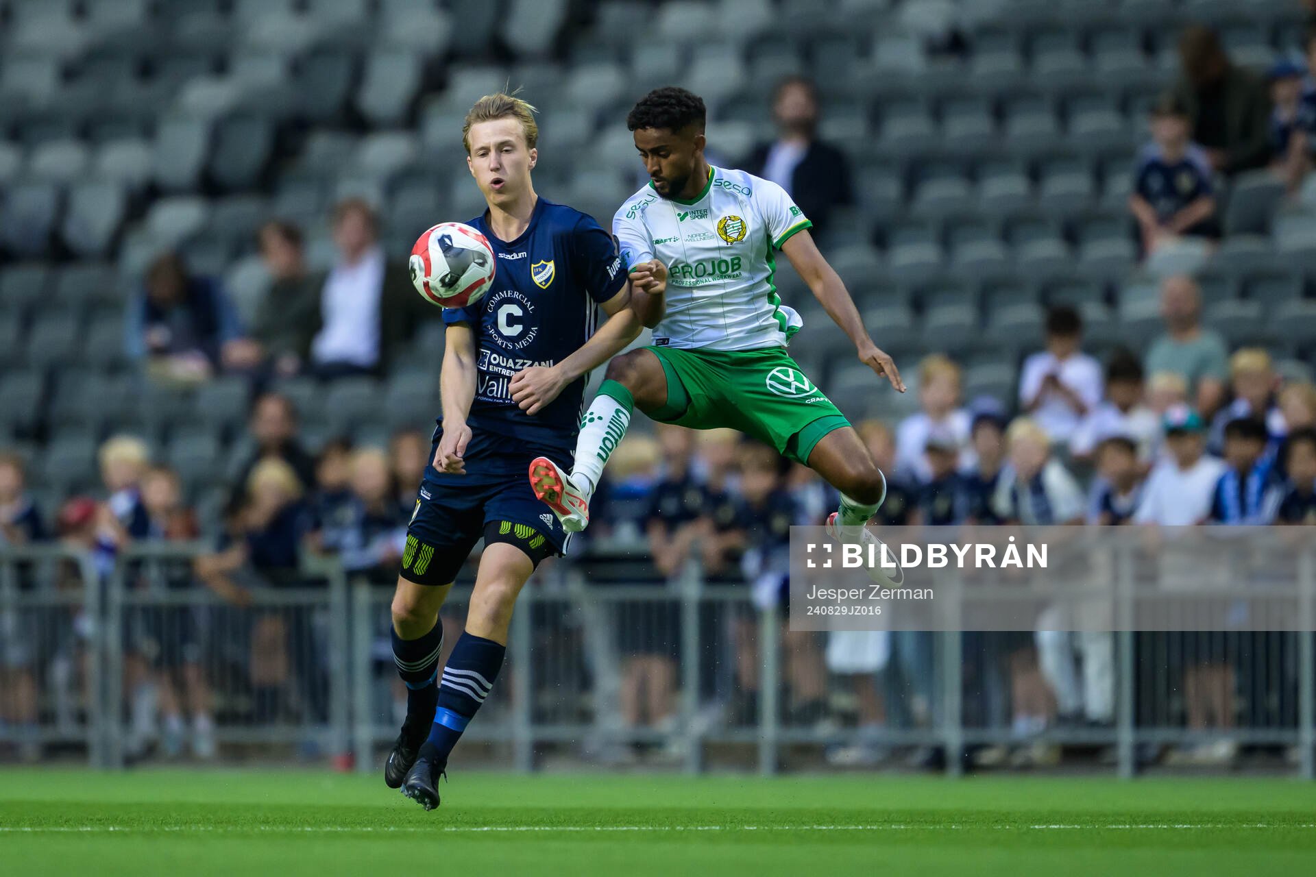 IFK Stocksunds Jonathan Flensborg och Hammarbys Tesfaldet
