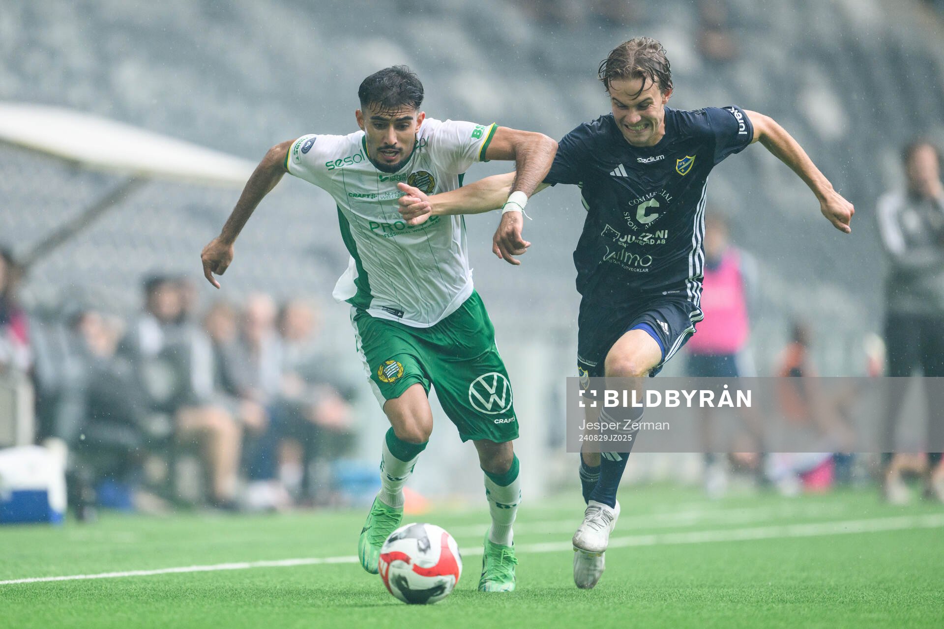 Hammarbys Montader Madjed och IFK Stocksunds Marcus Norrman