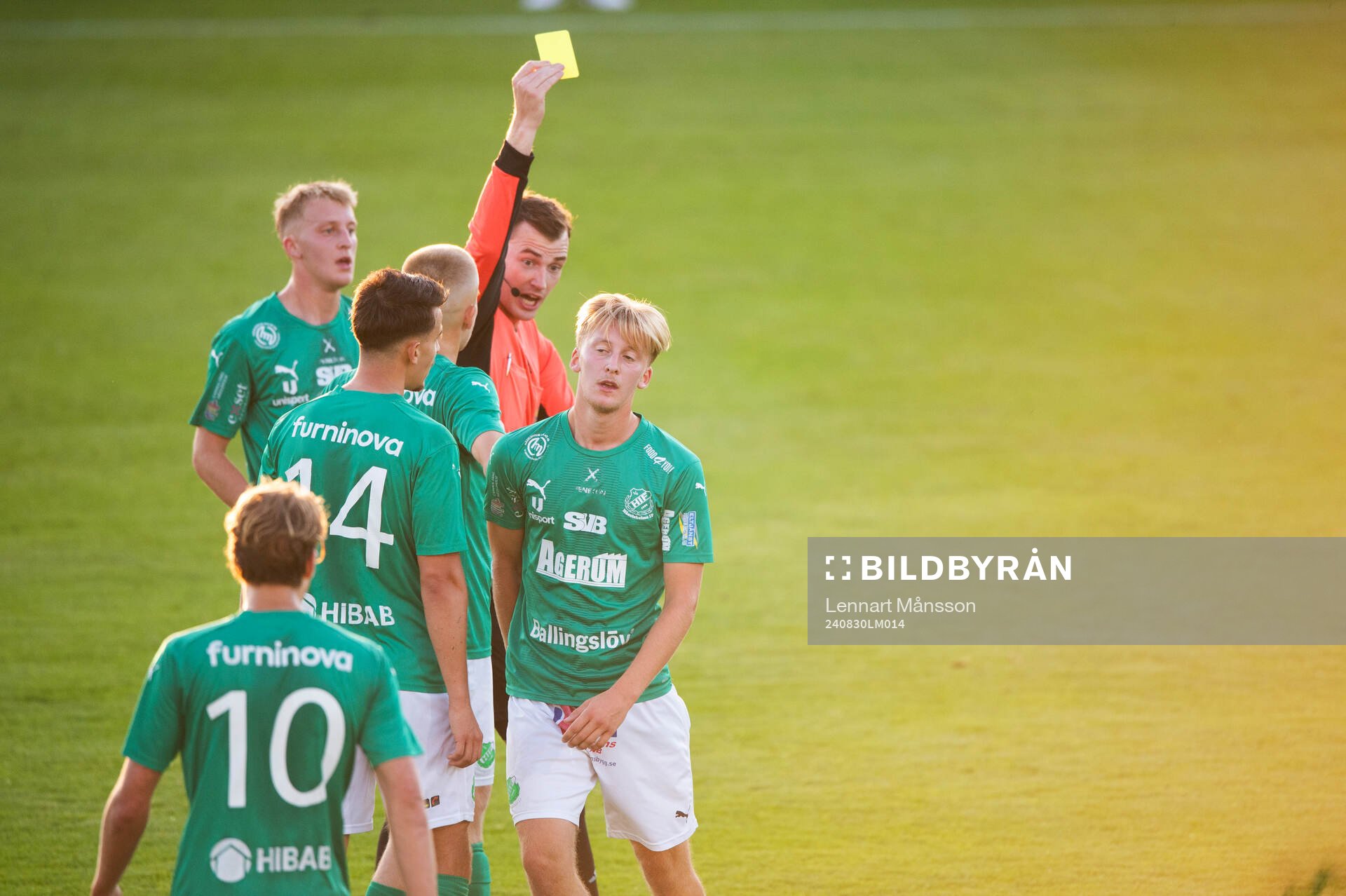 Varning till Wilmer Persson Åstedt i matchen i division 2
