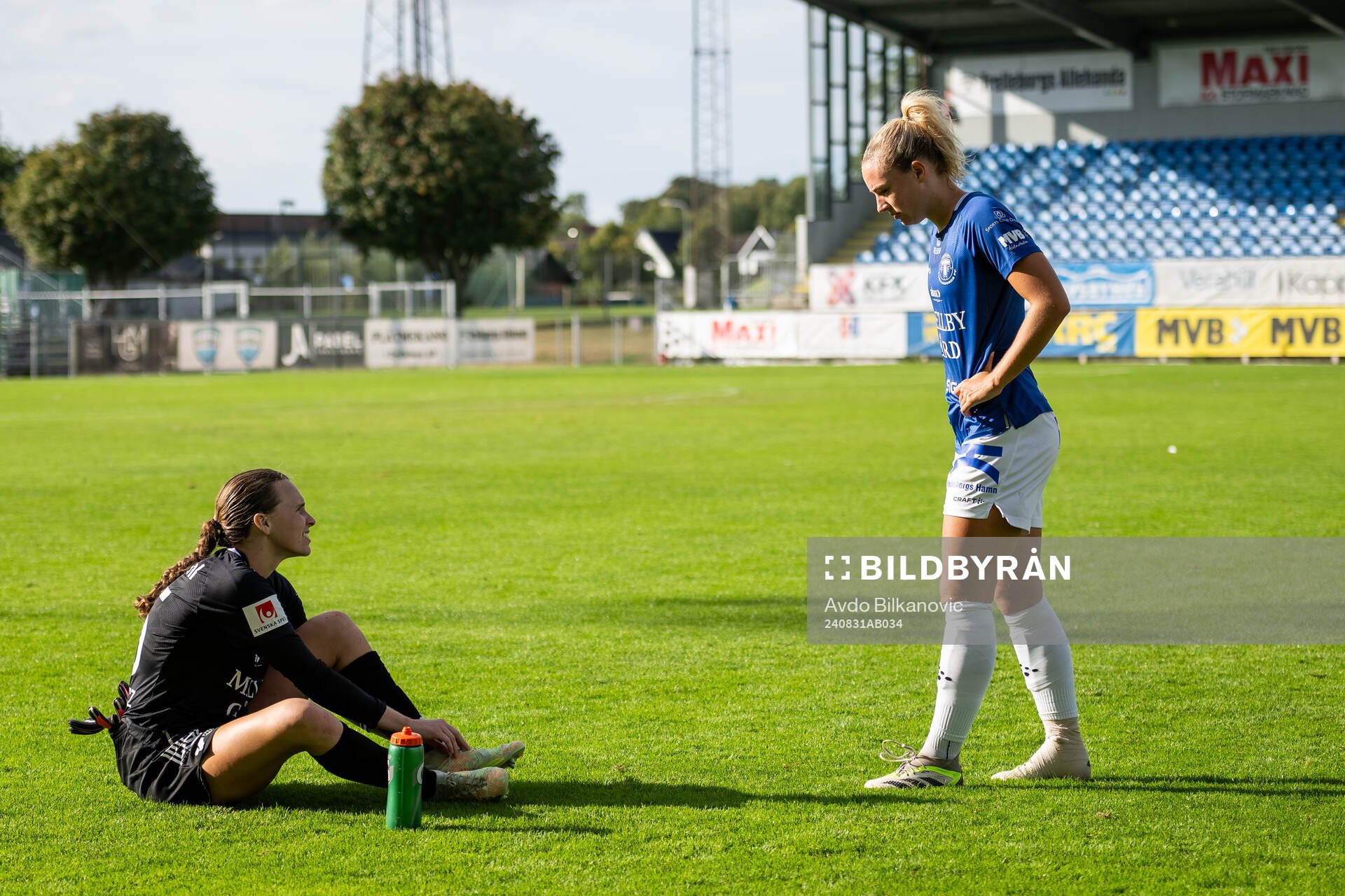 Trelleborgs målvakt Halle Elizabeth Mackiewicz och Amanda