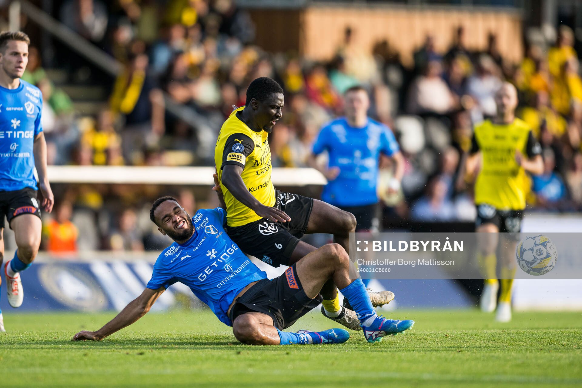 Halmstads Vinicius Nogueira De Oliveira och Mjällbys Seedy