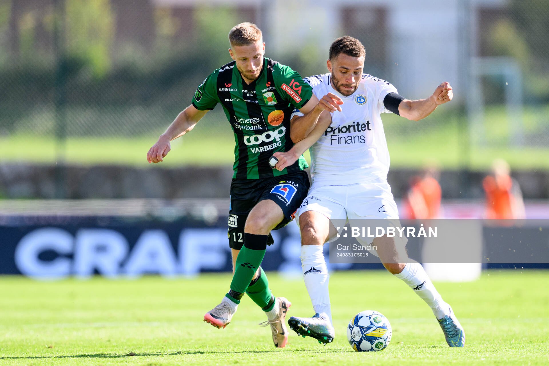 Varbergs Kevin Custovic och Utsiktens Malkolm Moenza