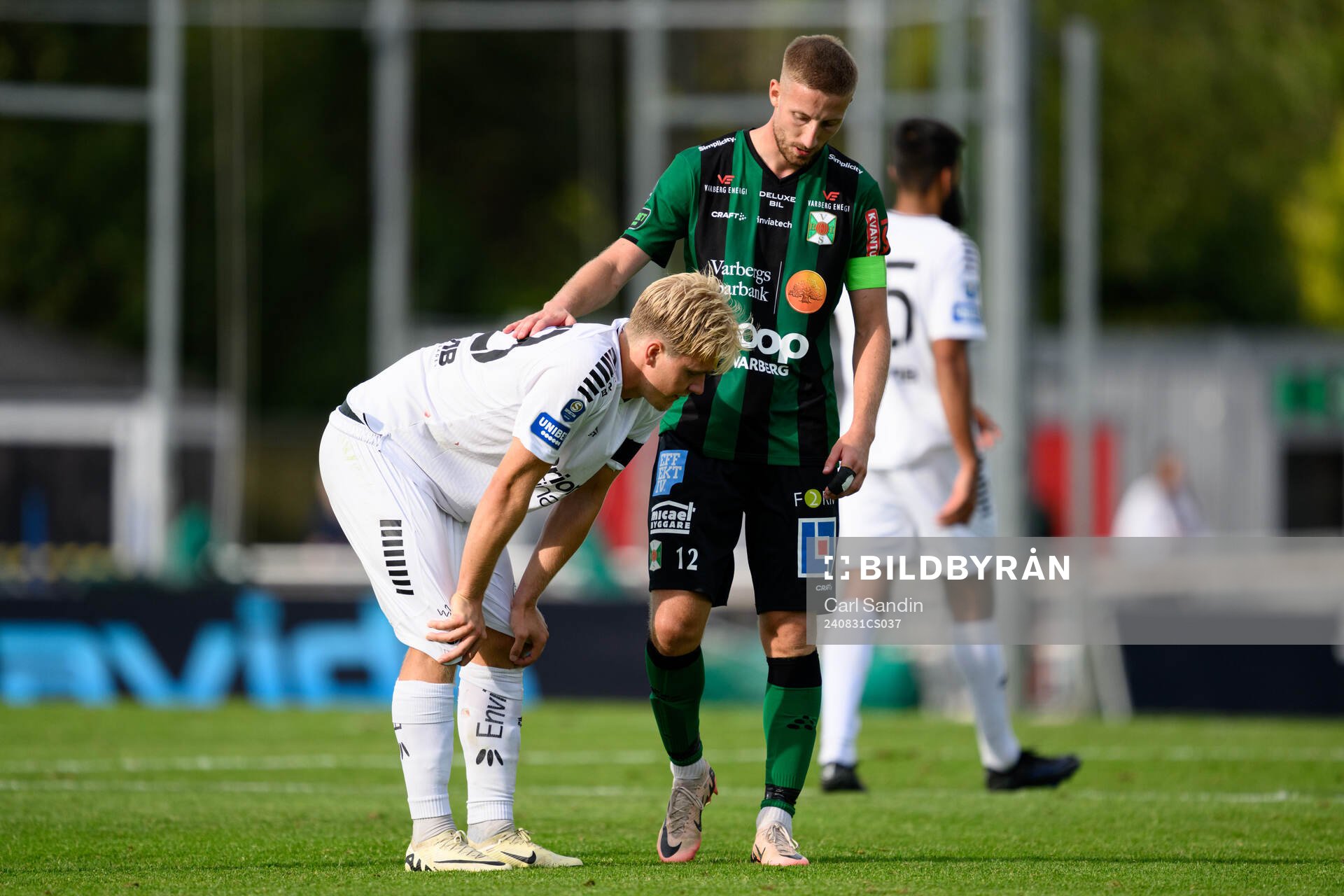 Utsiktens Sebastian Lagerlund och Varbergs Kevin Custovic