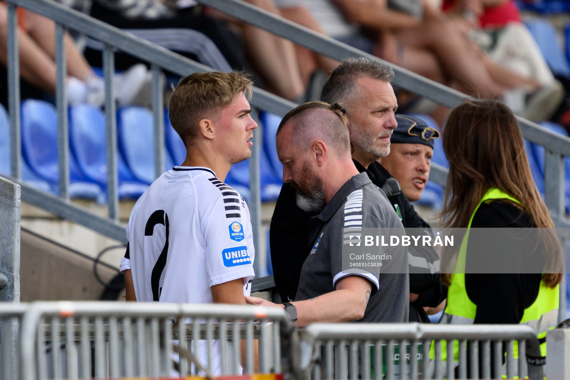 Utsiktens Daniel Hermansson lämnar planen