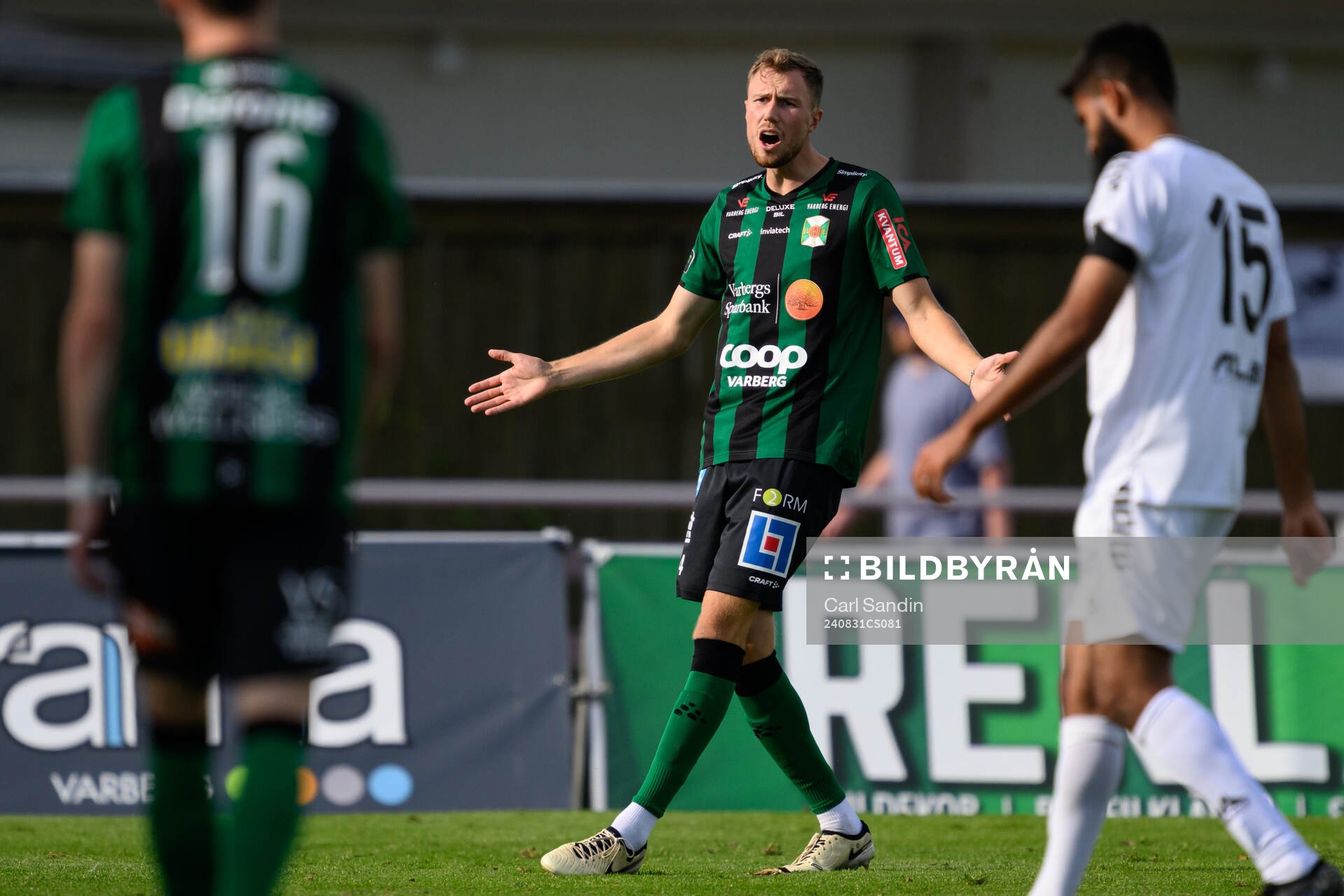 Varbergs Niklas Dahlström reagerar