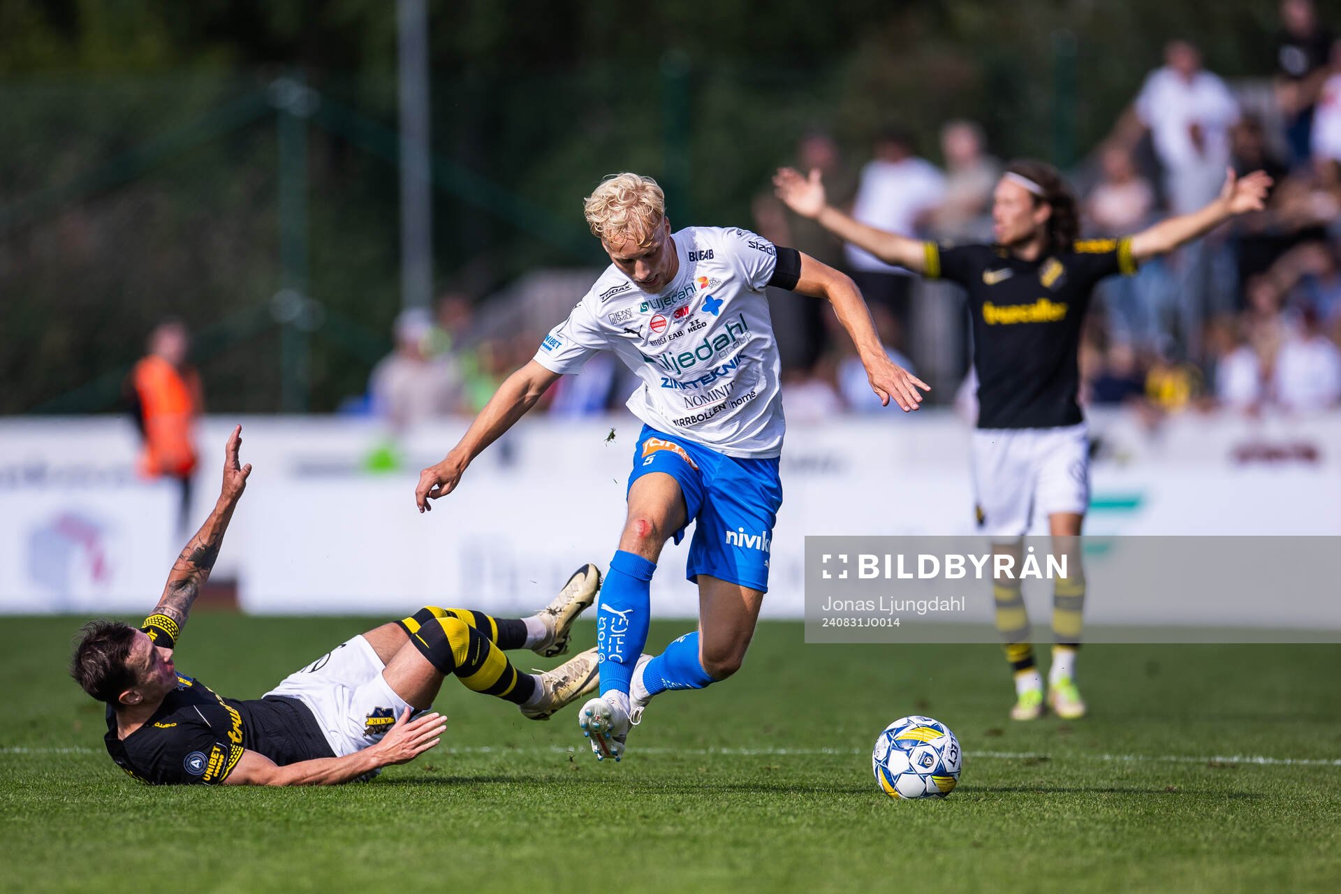 AIKs Bersant Celina och Värnamos Victor Larsson