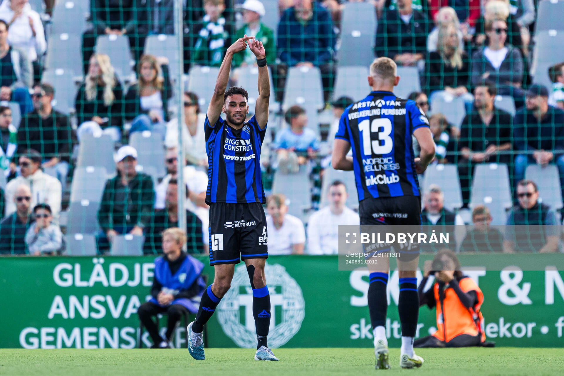 Sirius Joakim Persson jublar