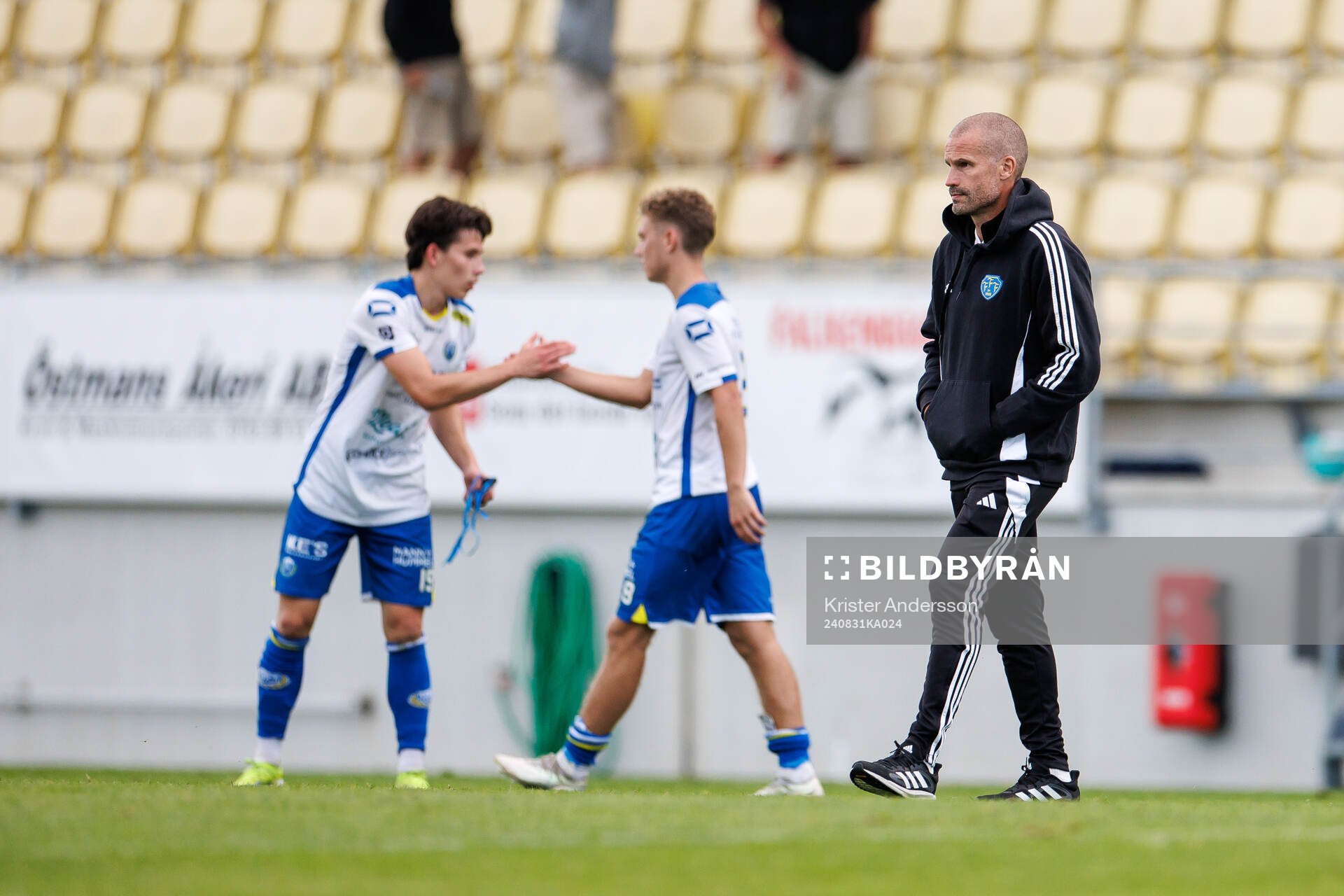 Falkenbergs tränare Christoffer Andersson deppar