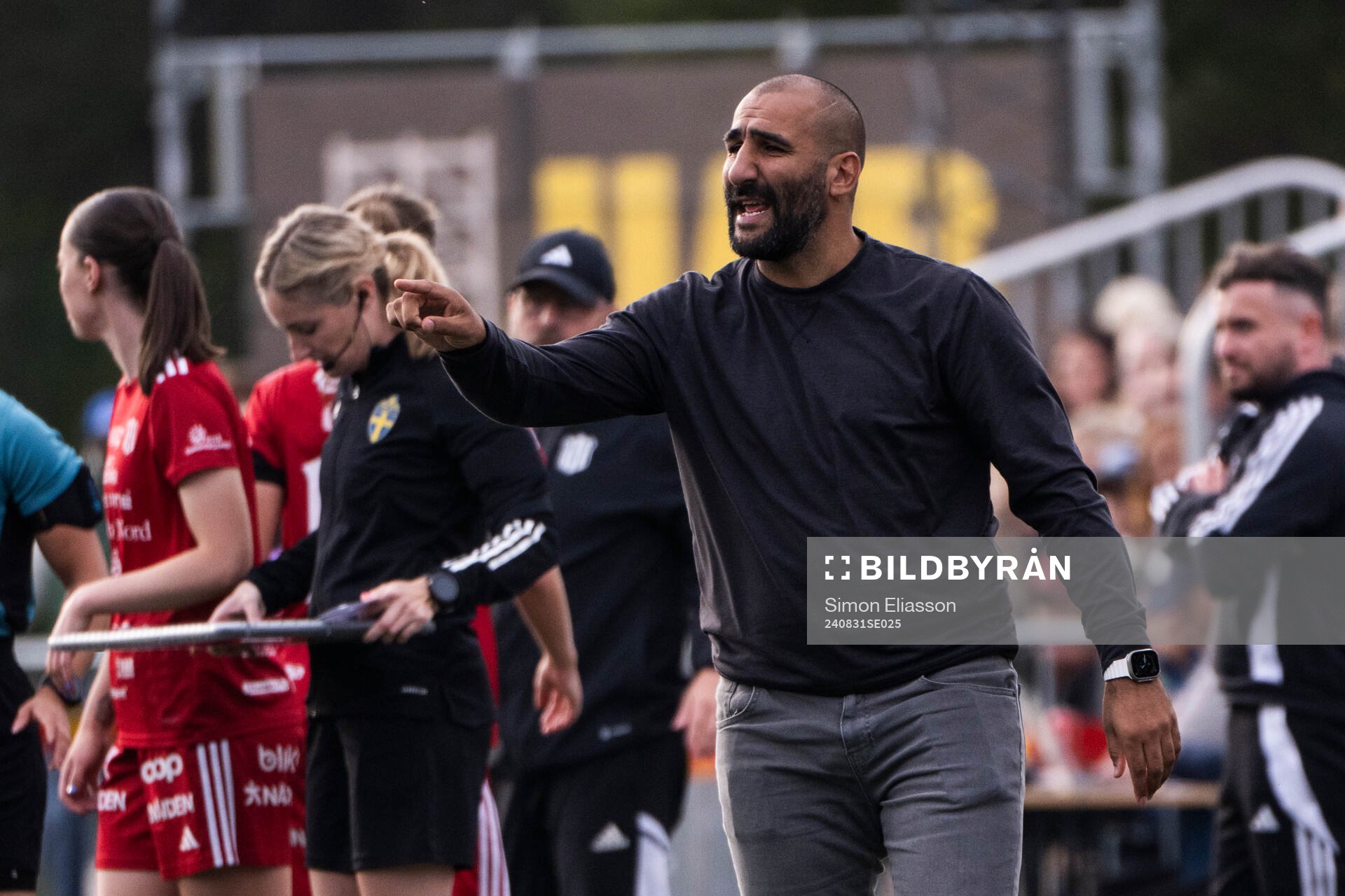 Häckens tränare Mak Lind