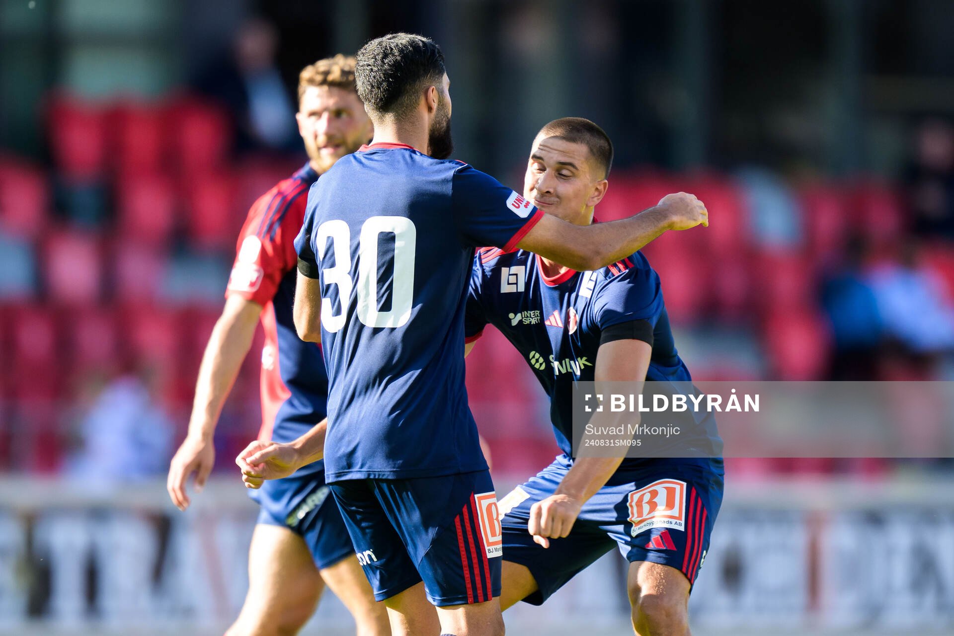 Sandvikens IFs Amin Al-Hamawi jublar efter 2-2 under fotbollsmatchen i Superettan mellan Öster och Sandvikens IF den 31 augusti 2024 i Växjö.