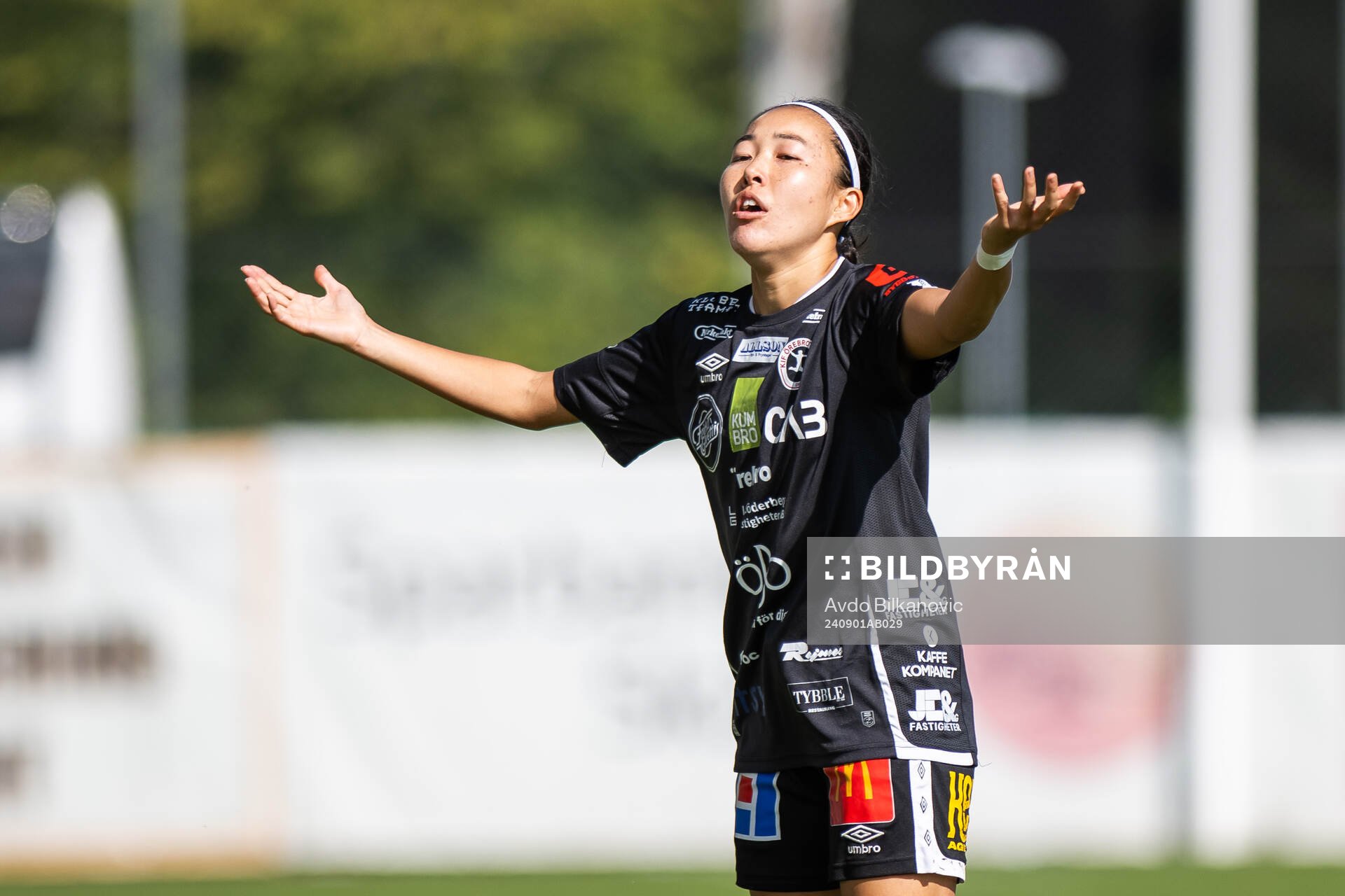 KIF Örebros Risa Yamada agerar