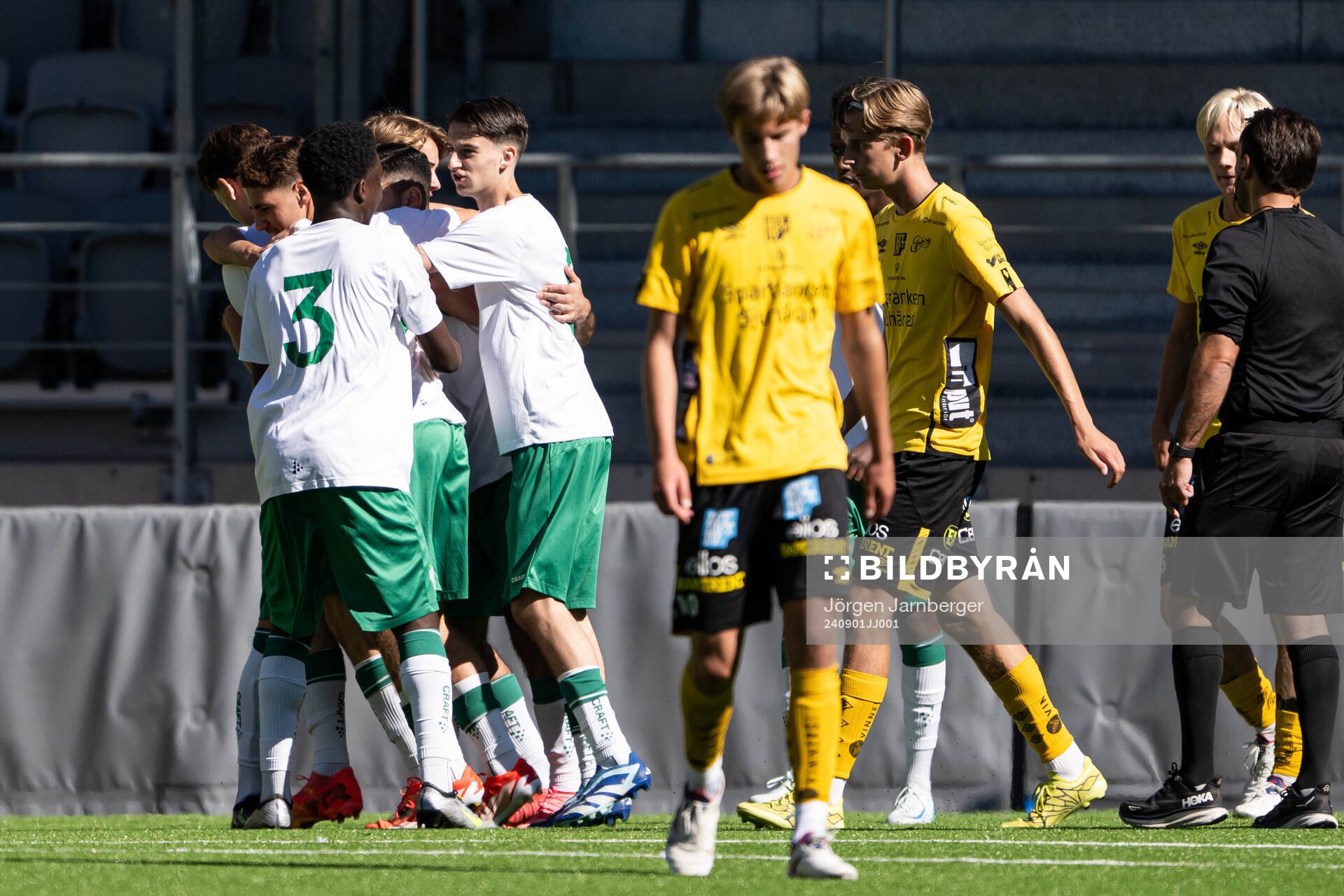 Hammarbys spelare jublar