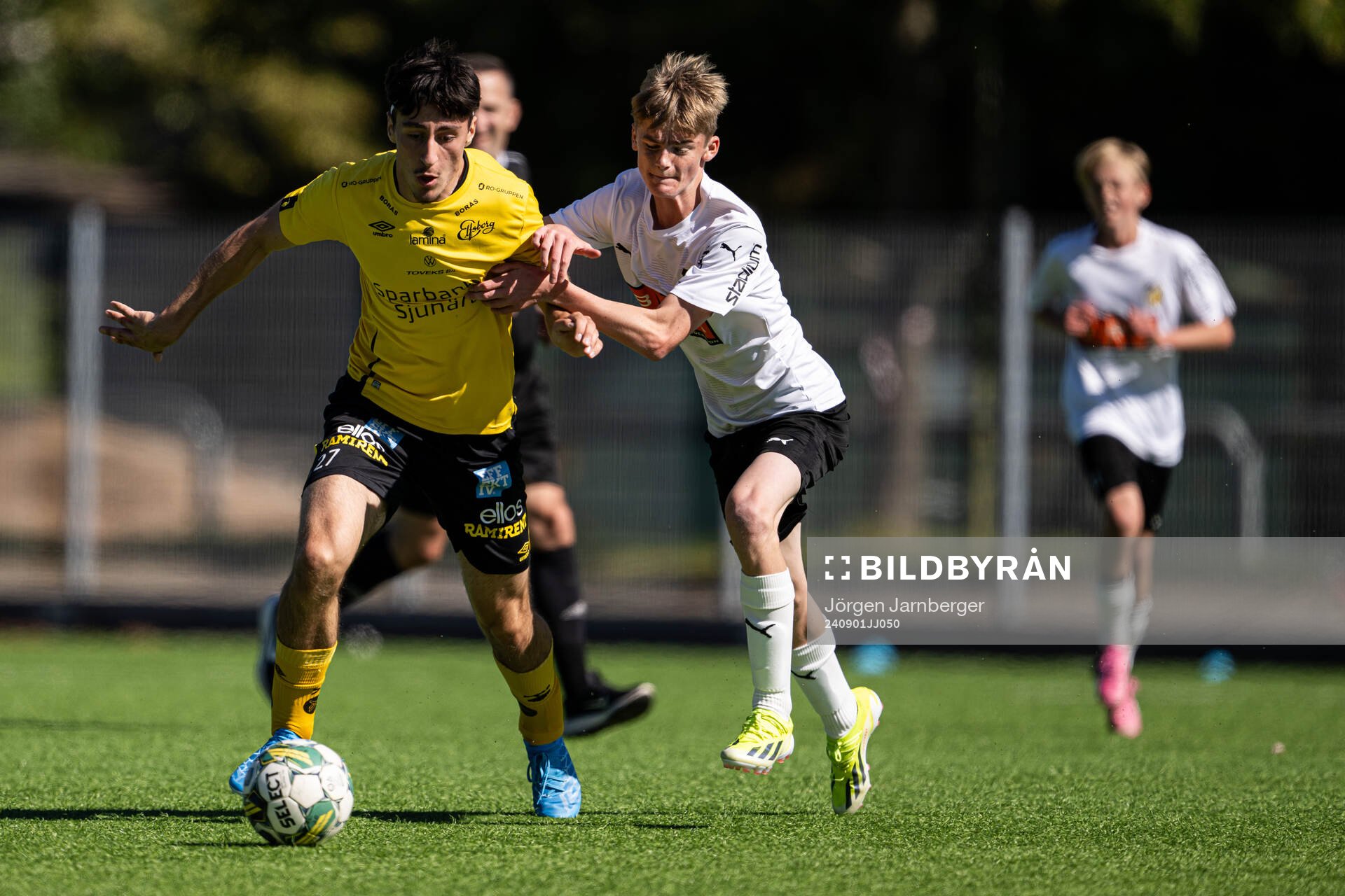 Elfsborgs Lendrit Neziri och BK Häckens Benjamin Samuelsson