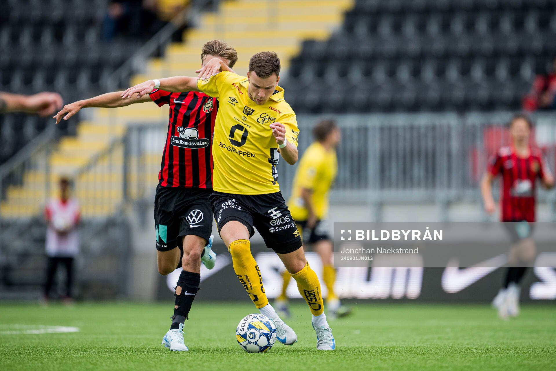 Elfsborgs Andri Fannar Baldursson och Brommapojkarnas