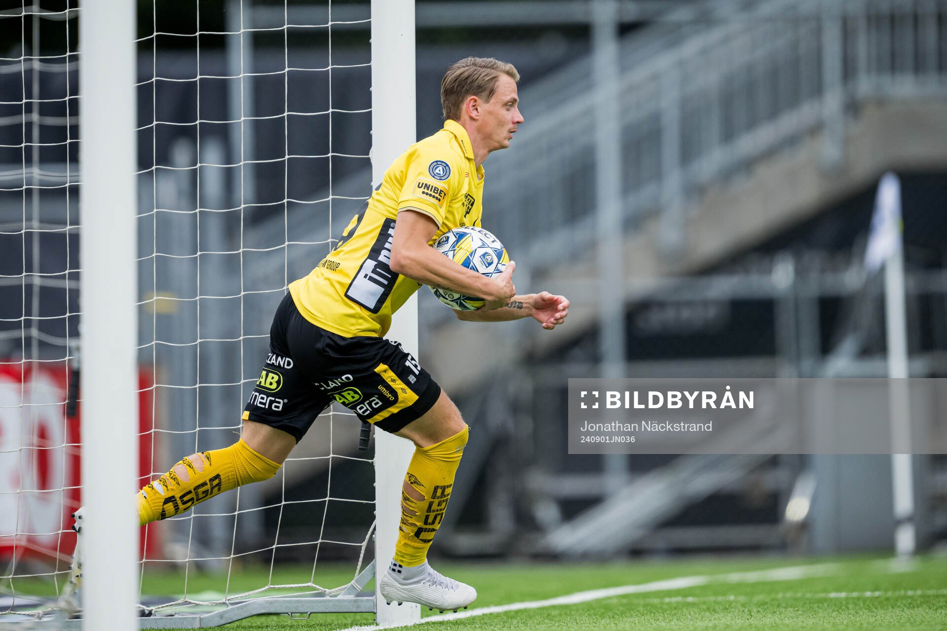 Elfsborgs Simon Hedlund jublar