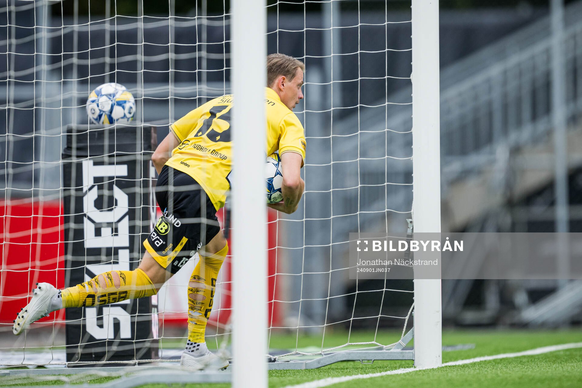 Elfsborgs Simon Hedlund jublar