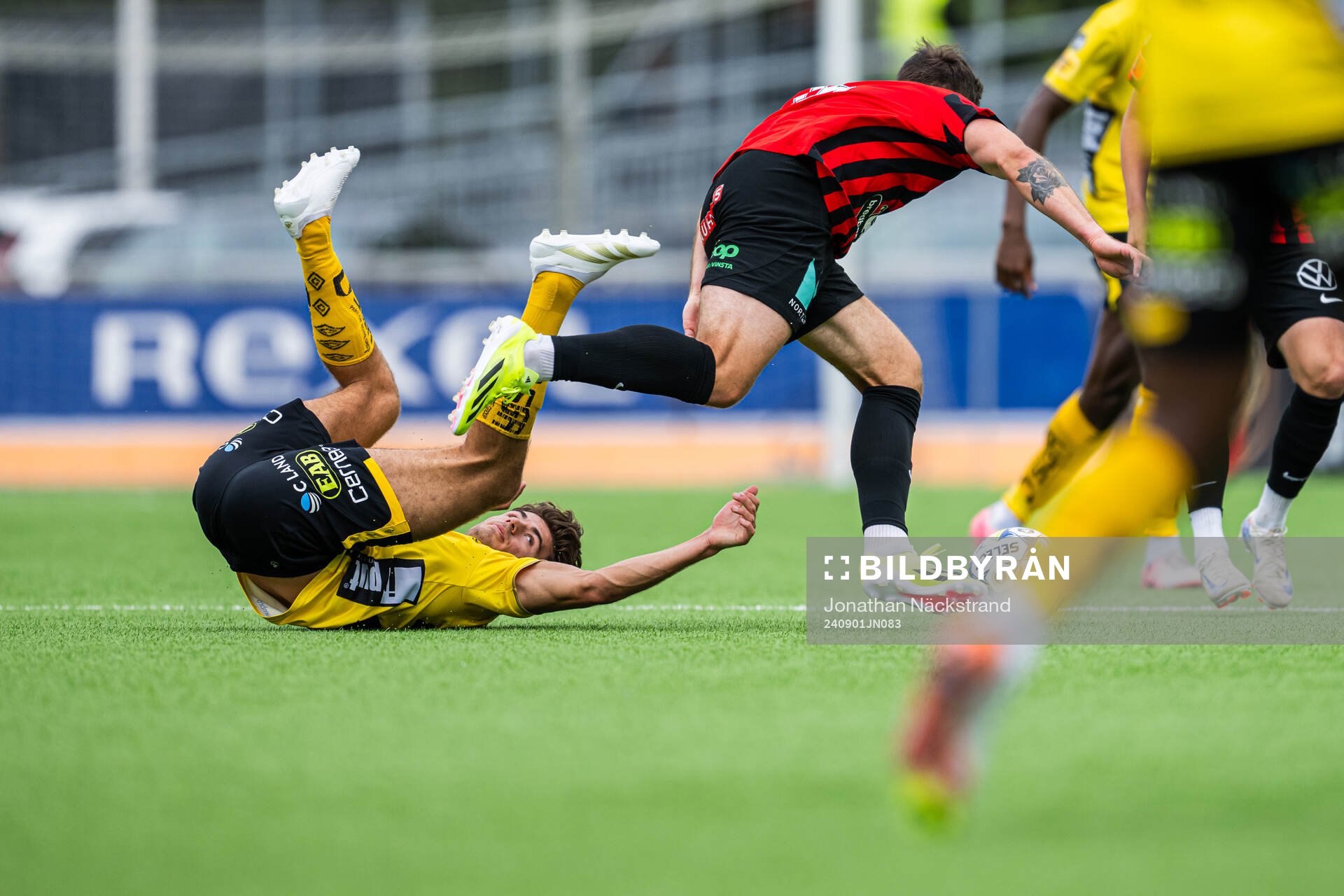 Brommapojkarnas Adam Skanning Jakobsen och Elfsborgs